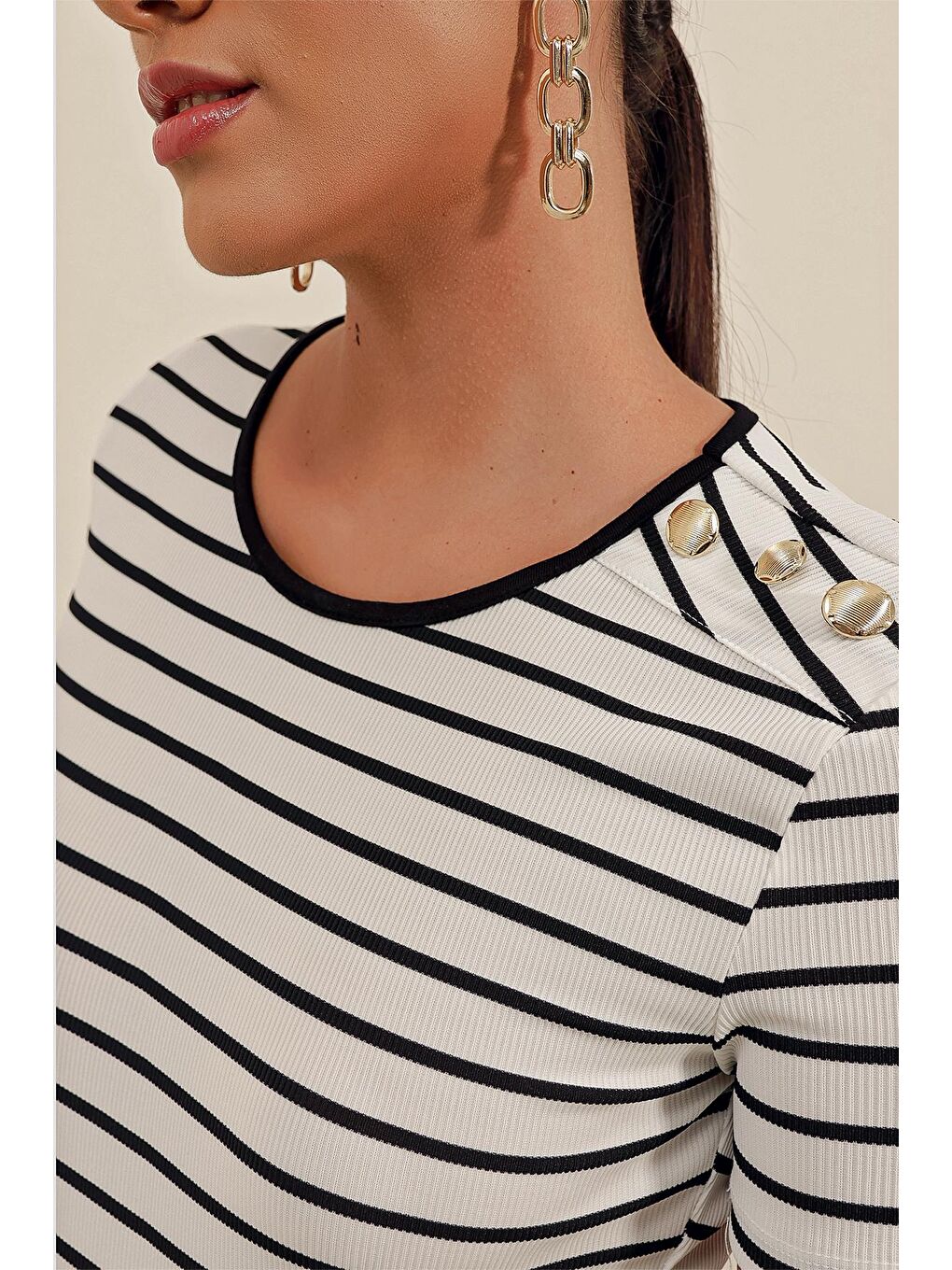 0479 Düğmeli Çizgili Bluz - Beyaz-3