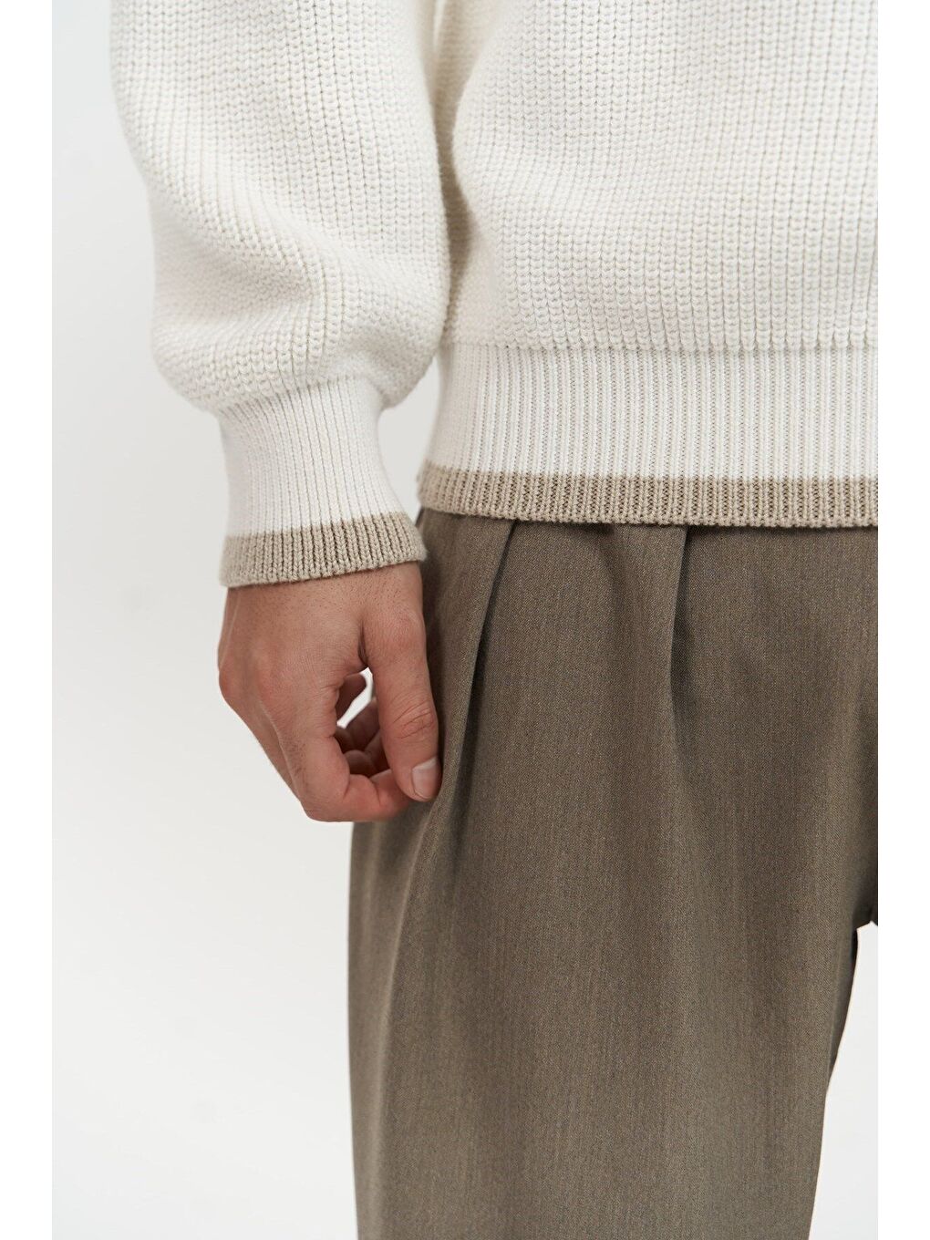 Carter Çift Yaka Detaylı Ekru Erkek Triko Kazak-4