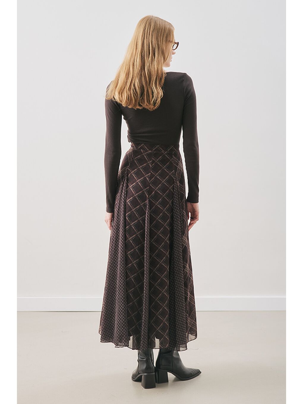 Kahverengi Ekose Desenli Şifon Etek Kahve-5