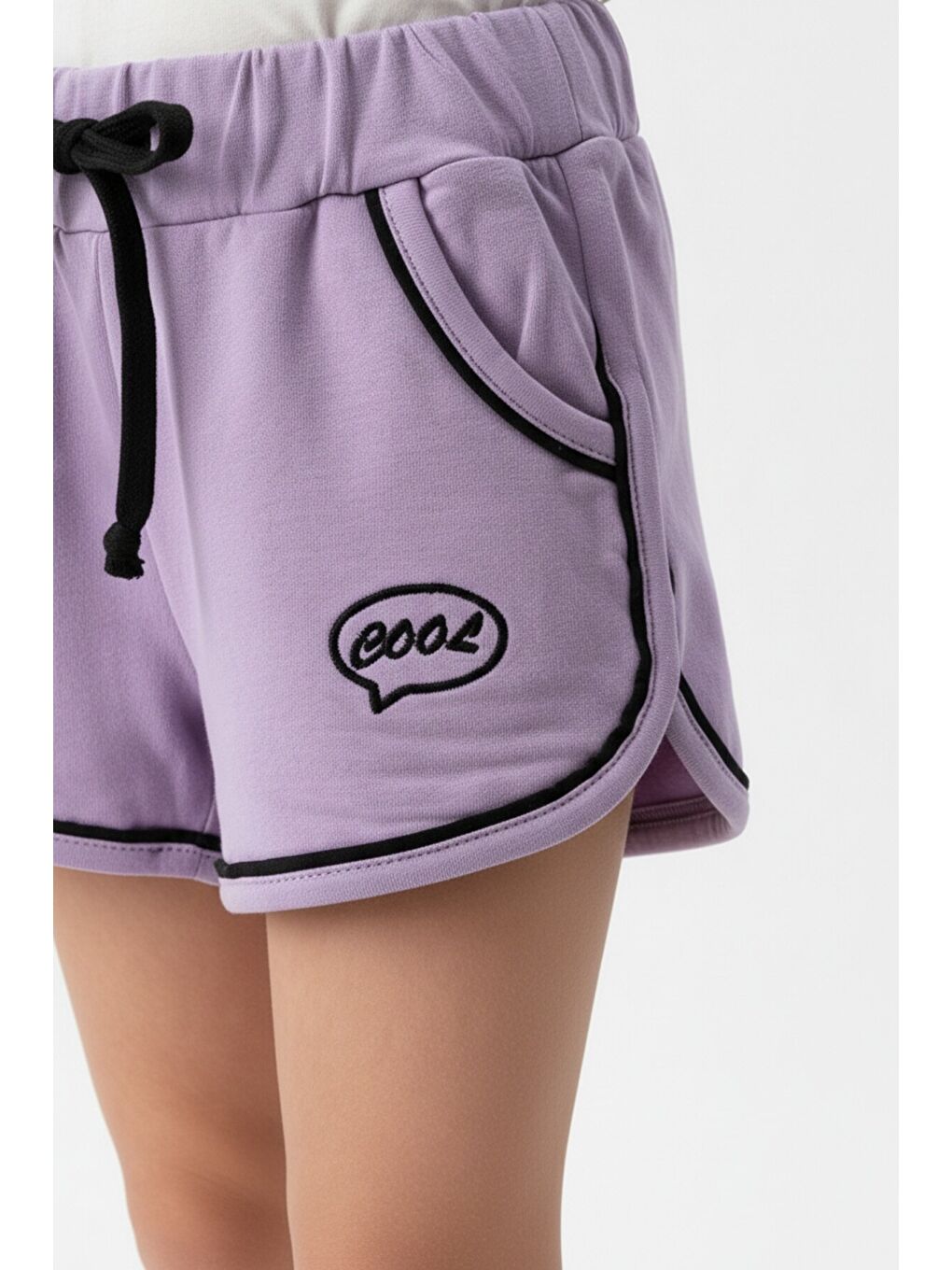 Lila Kız Çocuk Beli Lastikli İki Yanı Cepli Nakışlı Şort-2