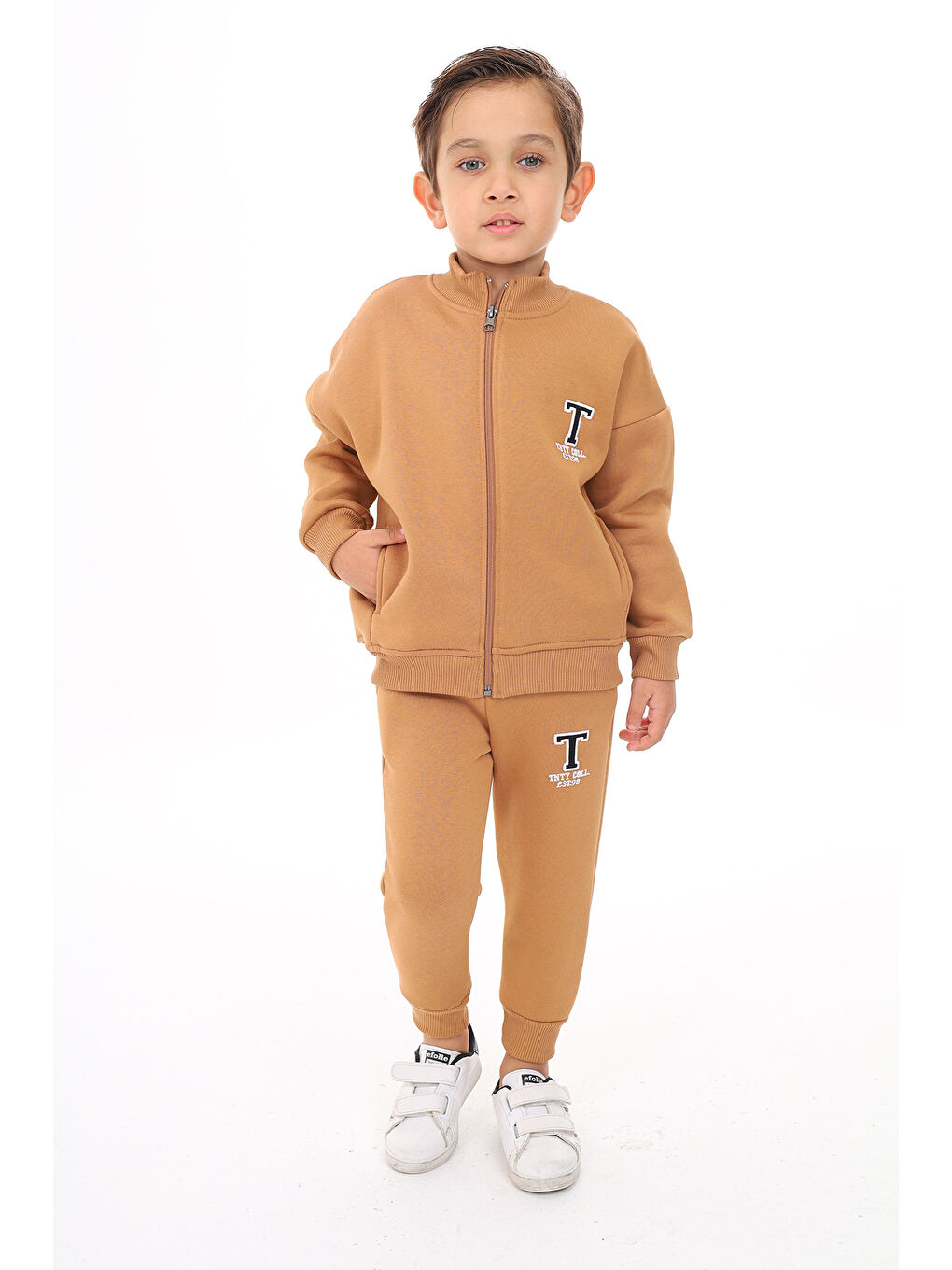 Kahverengi Erkek Çocuk Nakışlı Eşofman Takım