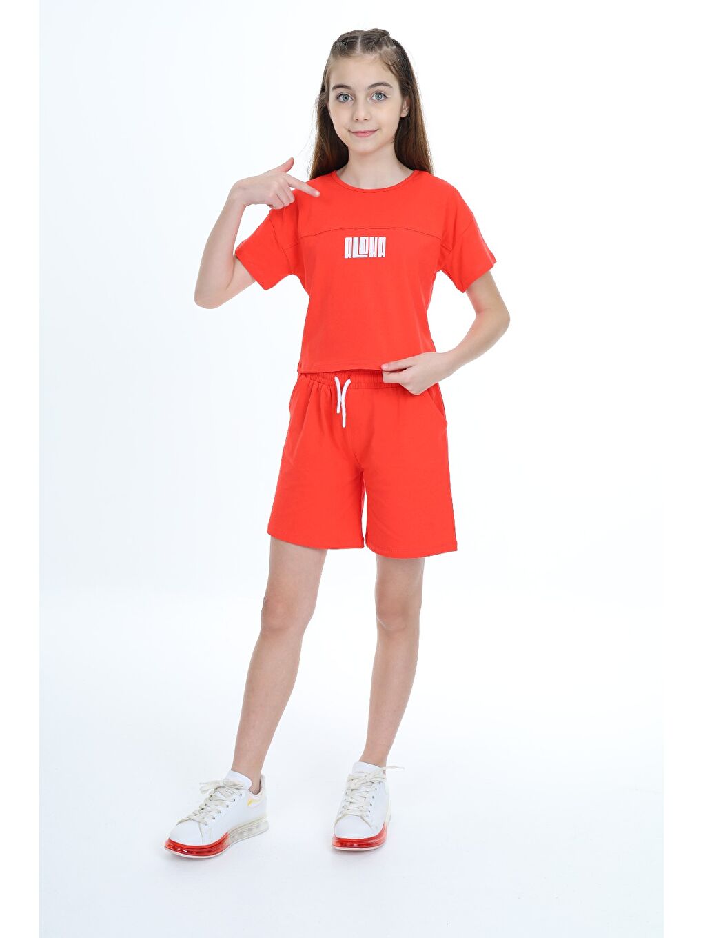 Kırmızı Kız Çocuk 2'li Takım Baskılı Bisiklet Yaka T-Shirt & Beli Lastikli Cepli Şort-1