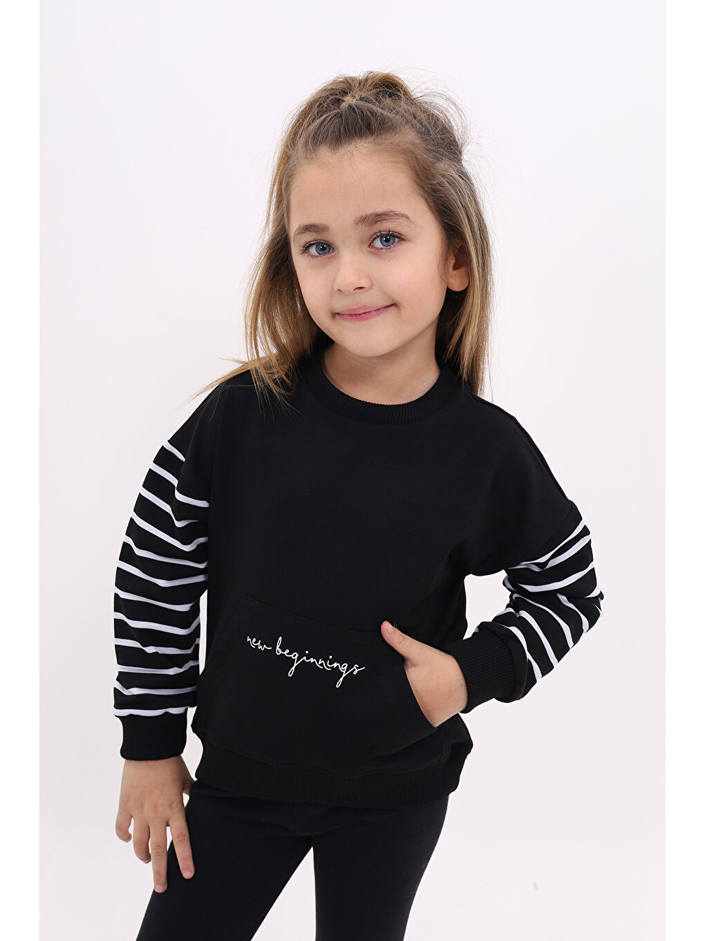 Siyah Kız Çocuk Baskılı Sweatshirt-3