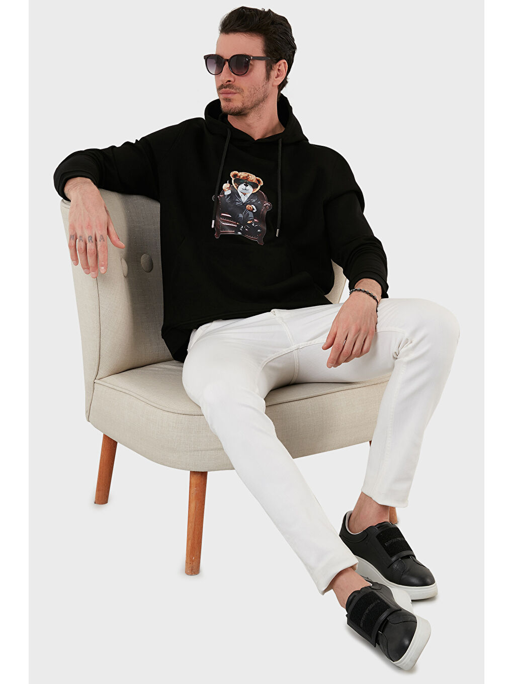 Siyah Pamuklu Regular Fit  Baskılı Kanguru Cepli Kapüşonlu Sweat 6141005B-1