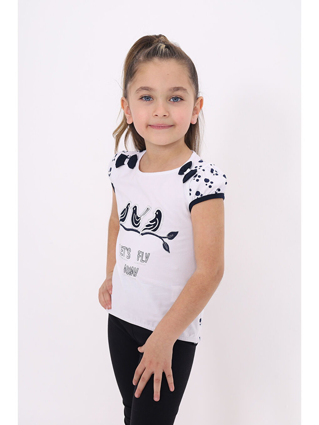 Beyaz Kız Çocuk Nakış Detaylı Tişört-1
