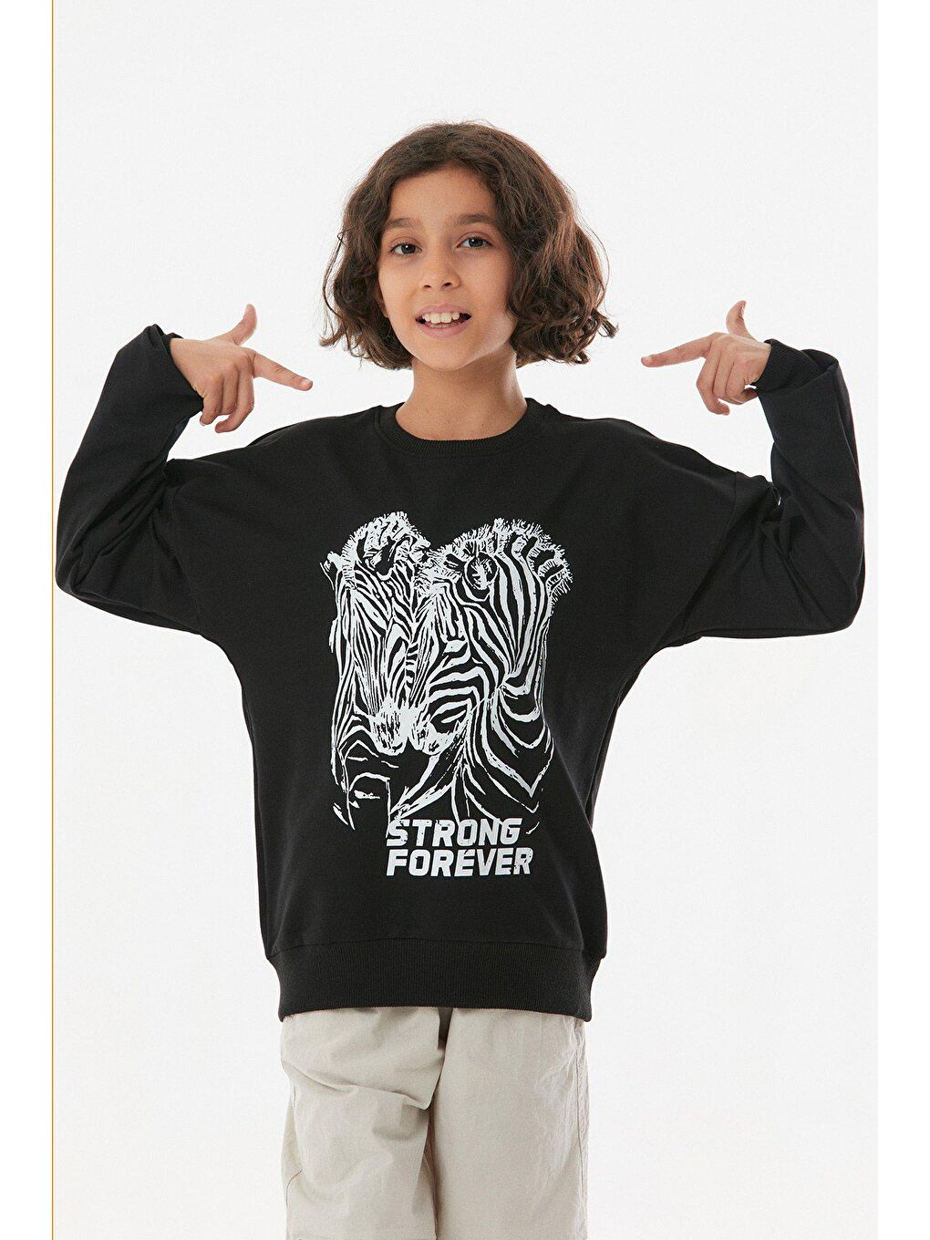 Fullamoda Siyah Zebra Baskılı Kız Çocuk Sweatshirt - 2