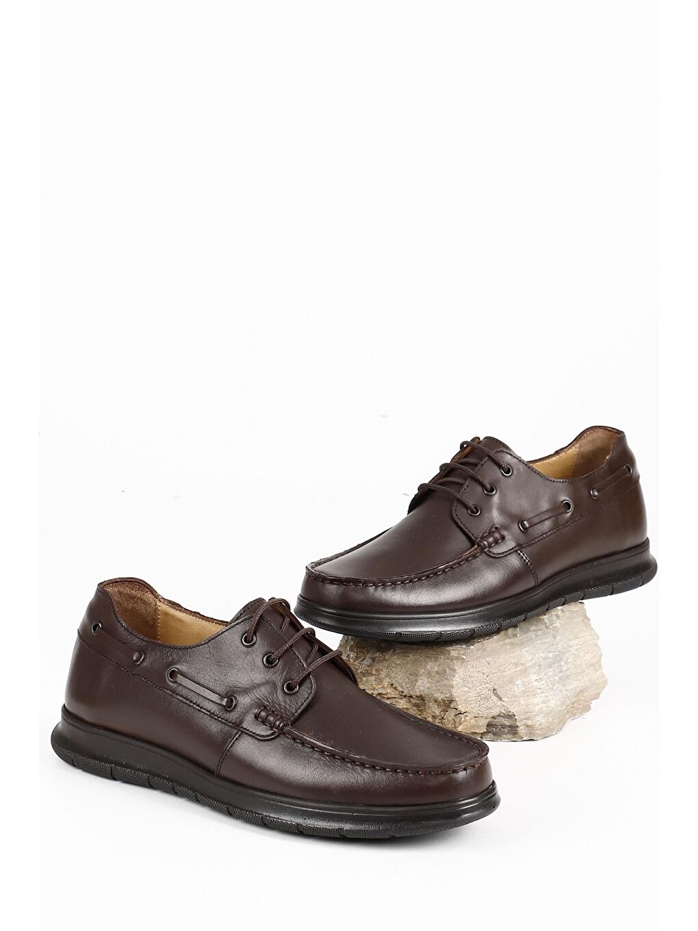 Kahverengi KAHVERENGİ  Hakiki Deri Yuvarlak Burun Bağcıklı Günlük Erkek Ayakkabı 01983