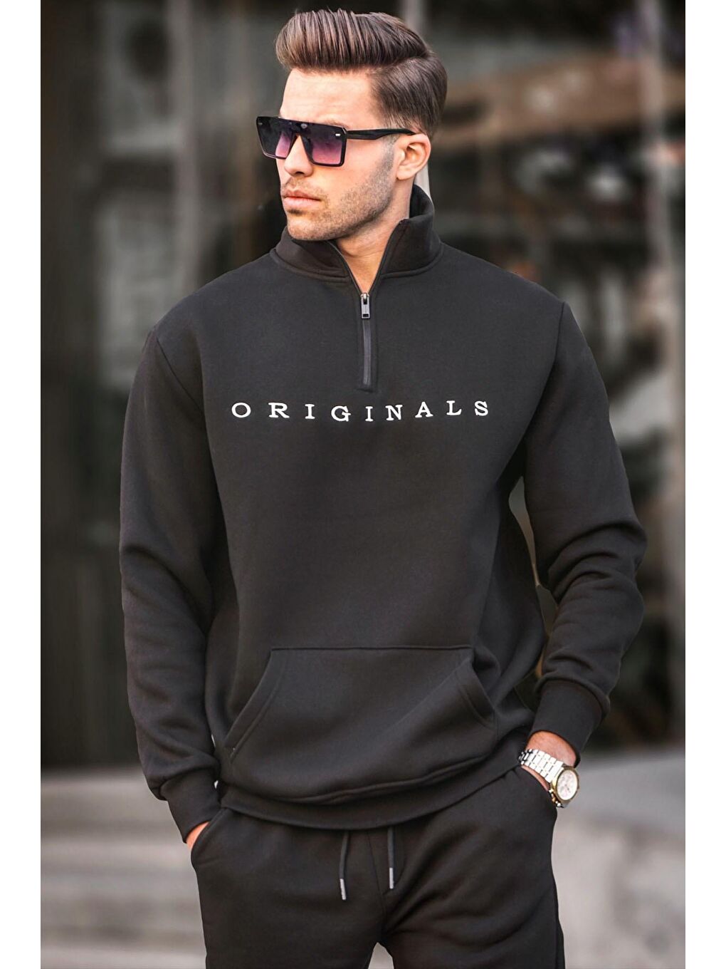 Madmext Siyah Fermuar Yaka Nakışlı Sweatshirt 6028