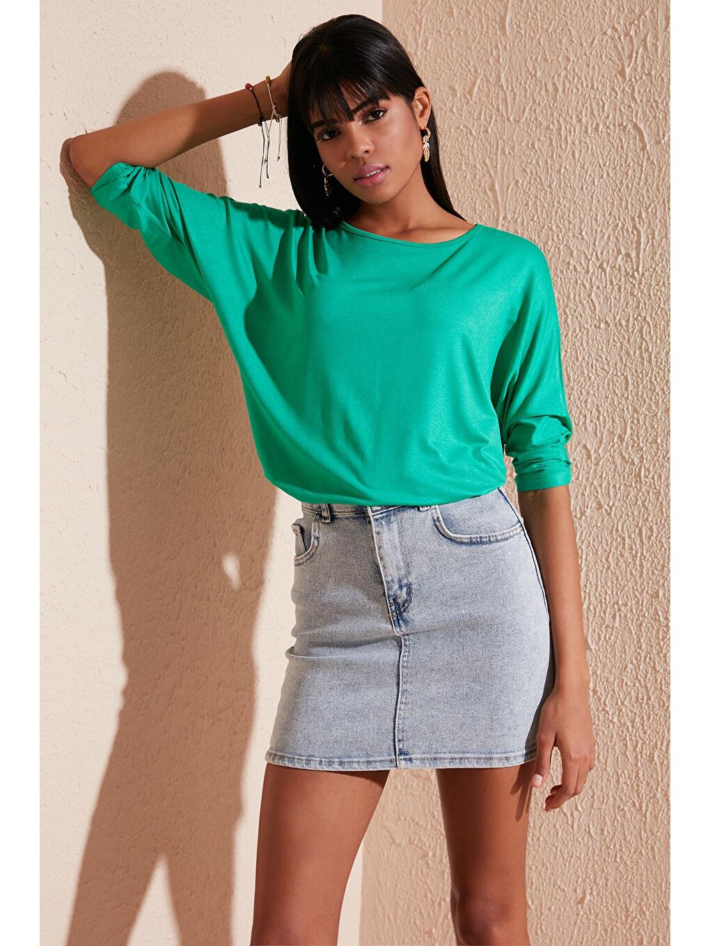 Yeşil Bisiklet Yaka Truvakar Kol Kadın Tişört 5861416Y