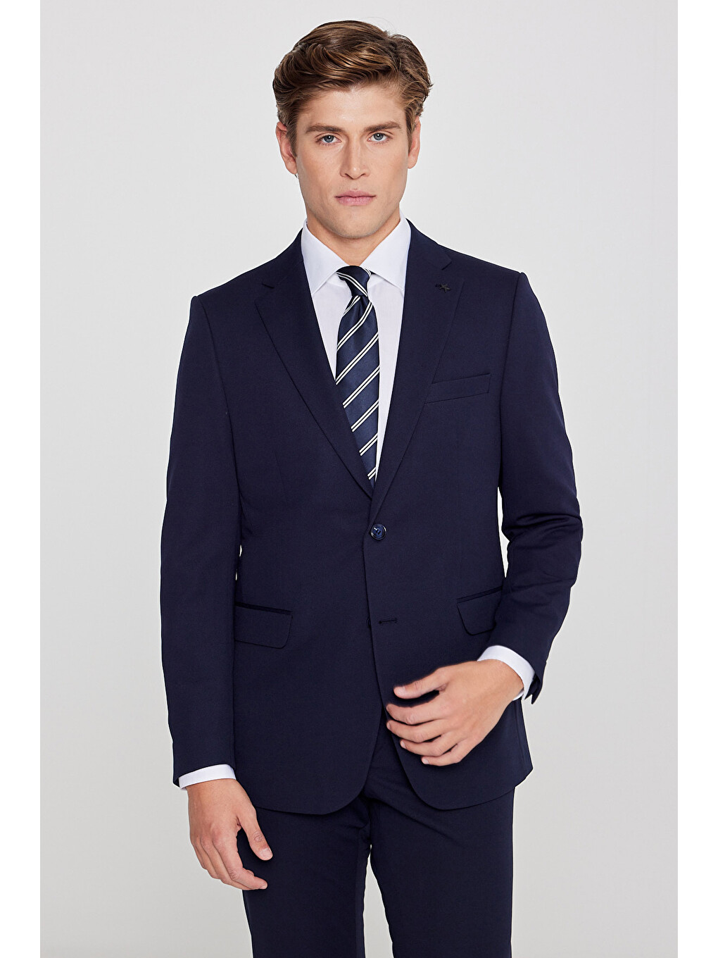 Erkek Lacivert Slim Fit Dar Kesim Mono Yaka Beli Bağlamalı Kapak Cepli Esnek Takım Elbise-1
