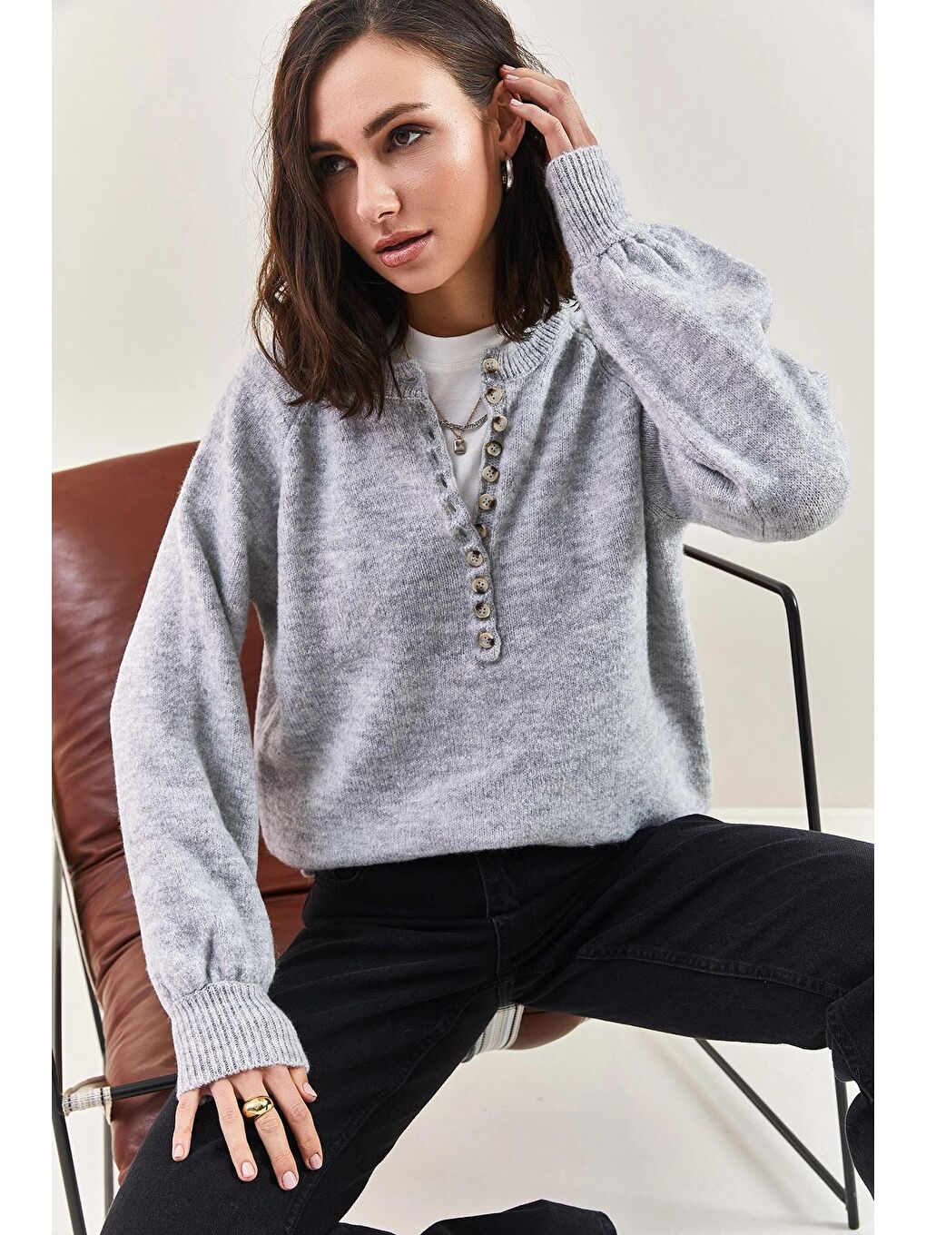 Gri Kadın Yakası İlikli Balıkçı Yaka Çizgili Triko Kazak-3