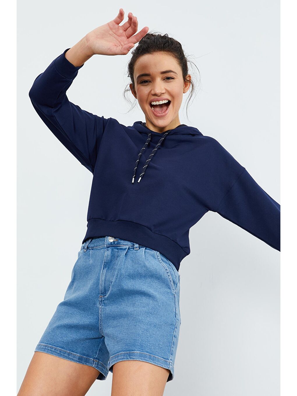 İndigo Uzun Kol Rahat Form Kapüşonlu Kadın Sweatshirt - 97115-4