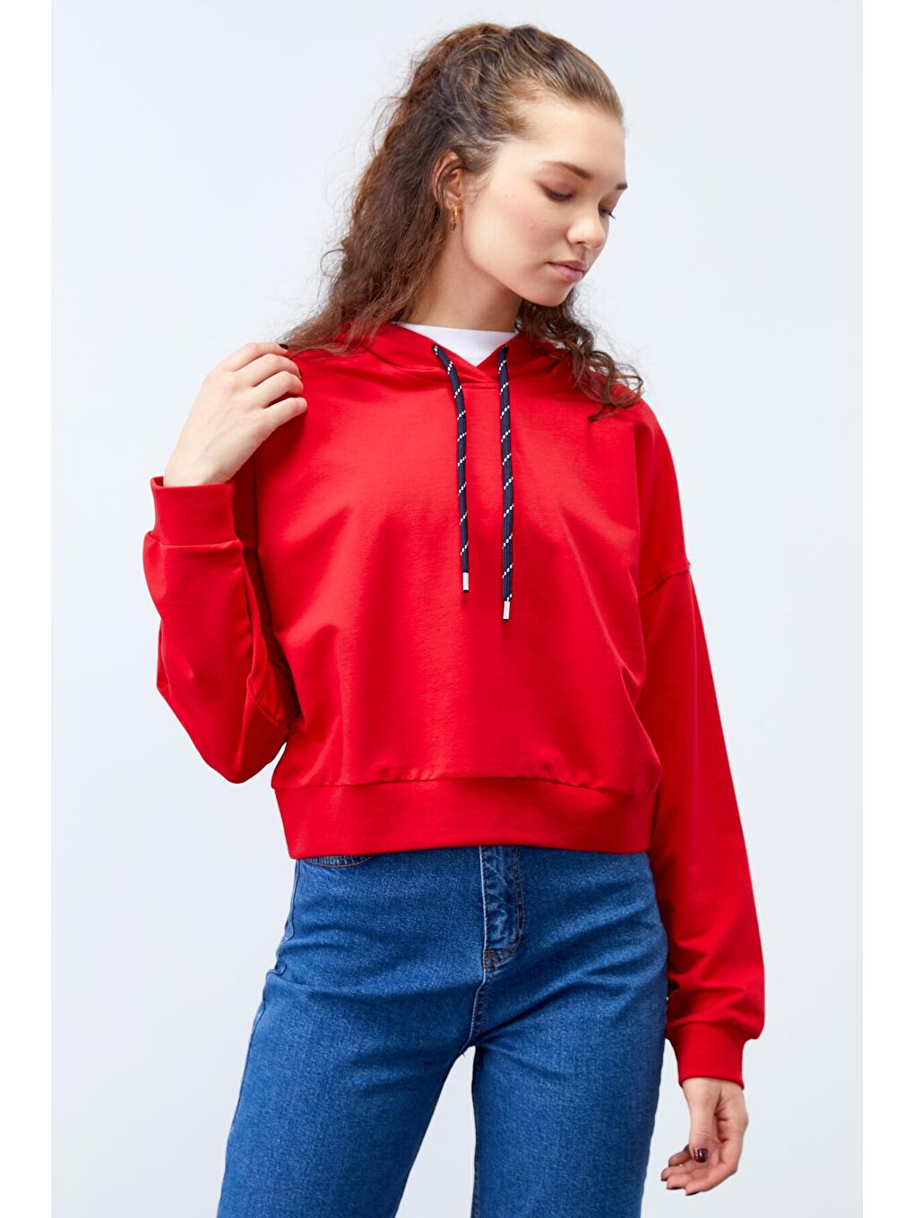 Kırmızı Uzun Kol Rahat Form Kapüşonlu Kadın Sweatshirt - 97115-2