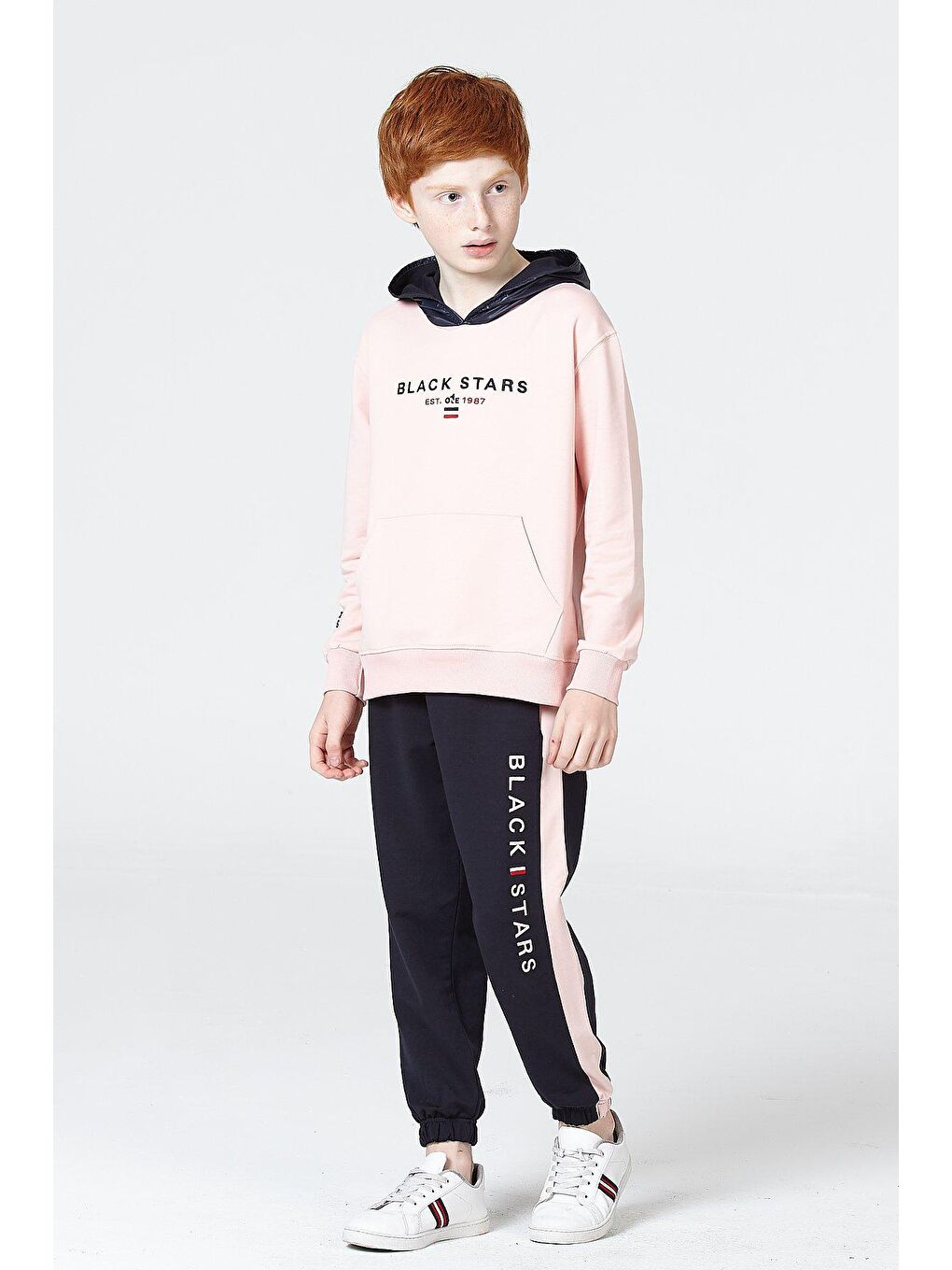 Pembe Kapüşonlu Uzun Kollu Erkek Çocuk Eşofman Takımı-2