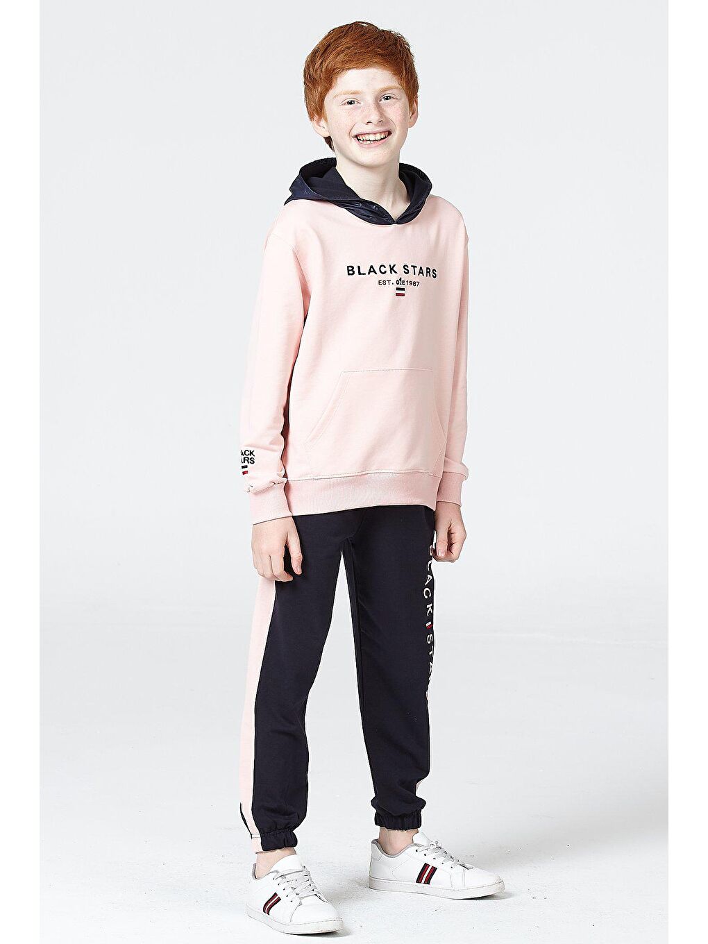 Pembe Kapüşonlu Uzun Kollu Erkek Çocuk Eşofman Takımı-3