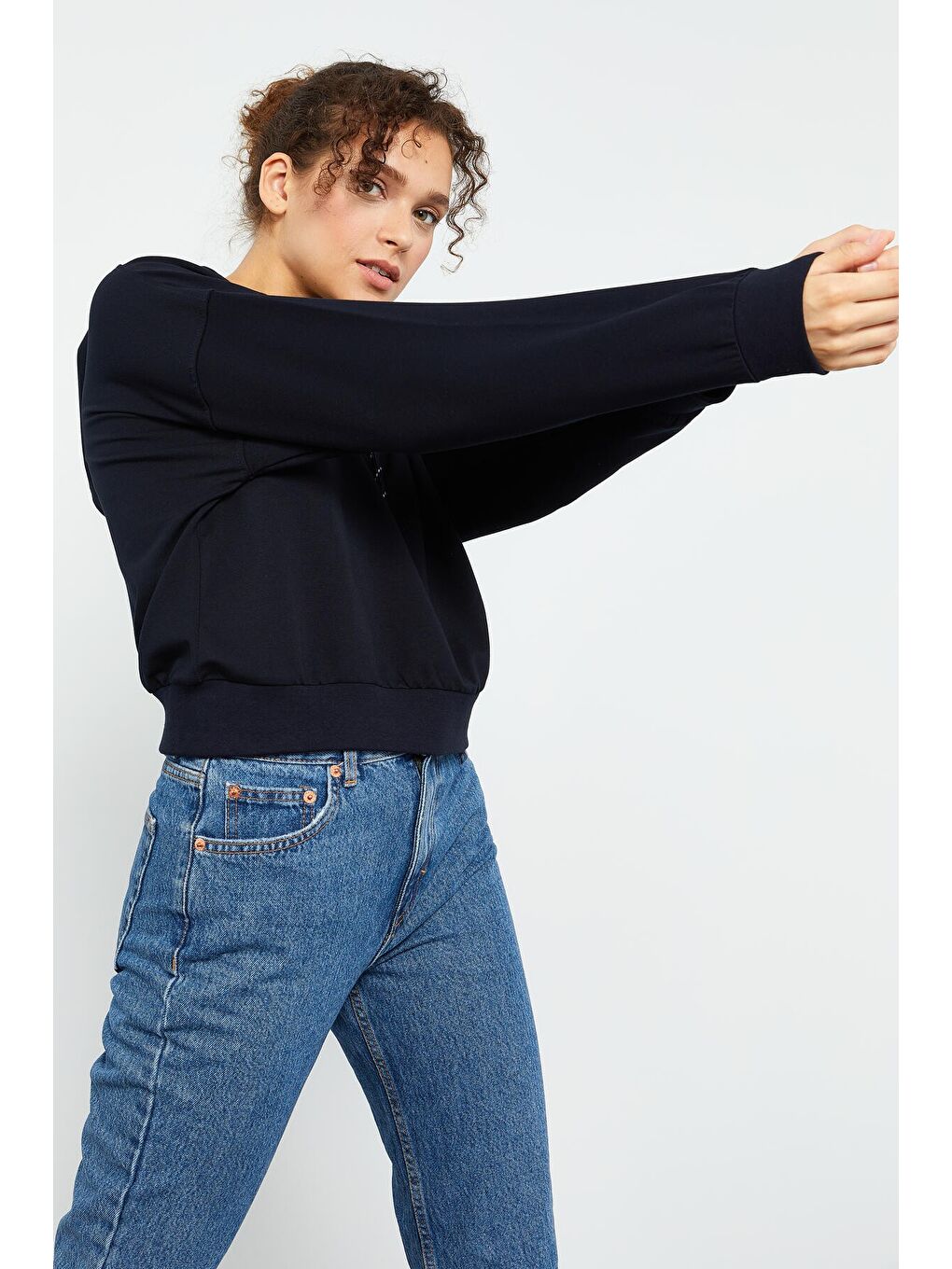 Lacivert Uzun Kol Rahat Form Kapüşonlu Kadın Sweatshirt - 97115-3