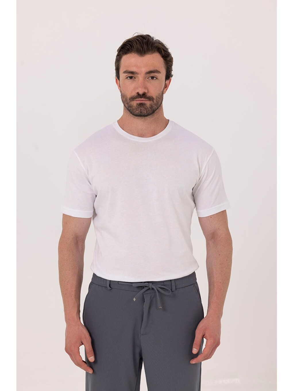 Beyaz %100 Pamuk Bisiklet Yaka Düz Renk Basic T-shirt
