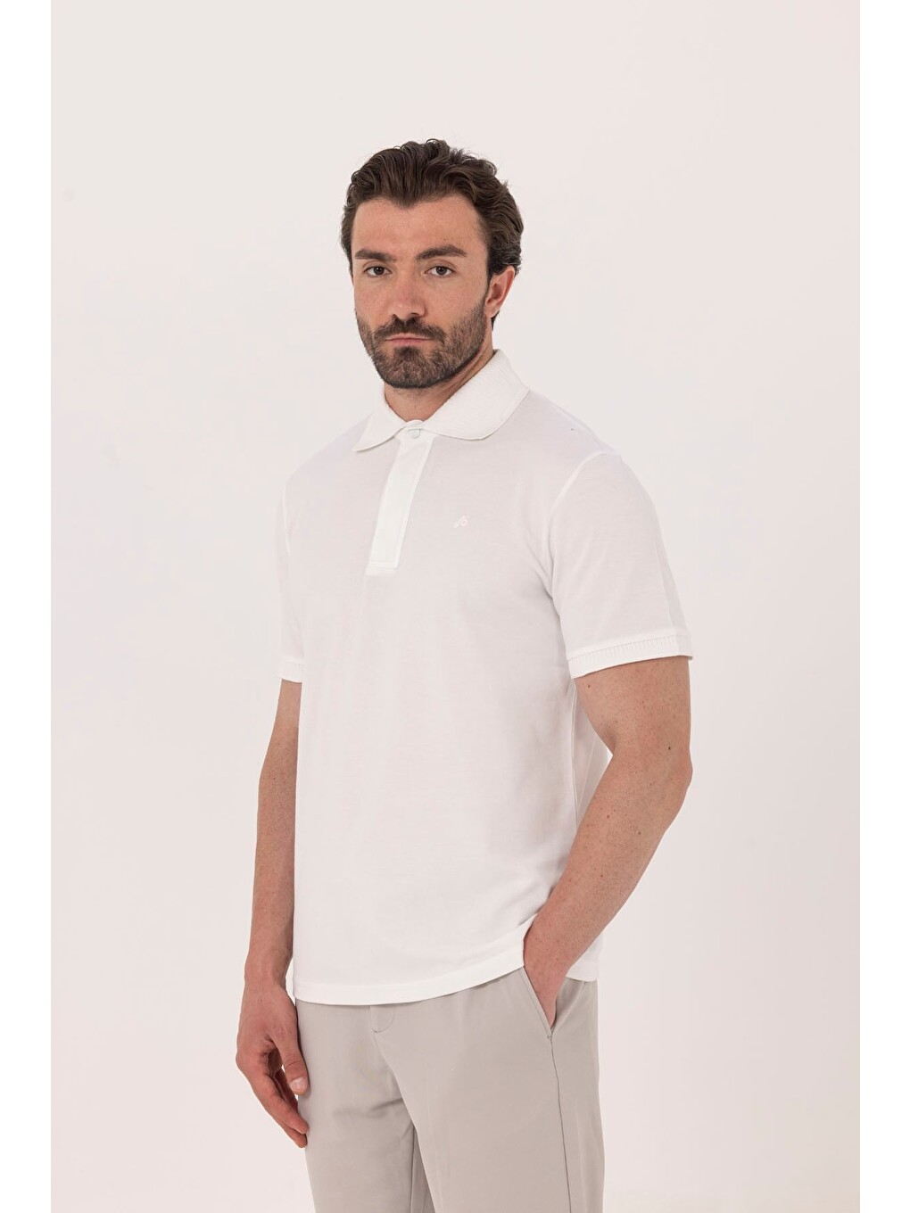 Ekru %100 Pamuk Gizli Fermuarlı Polo Yaka T-shirt-2