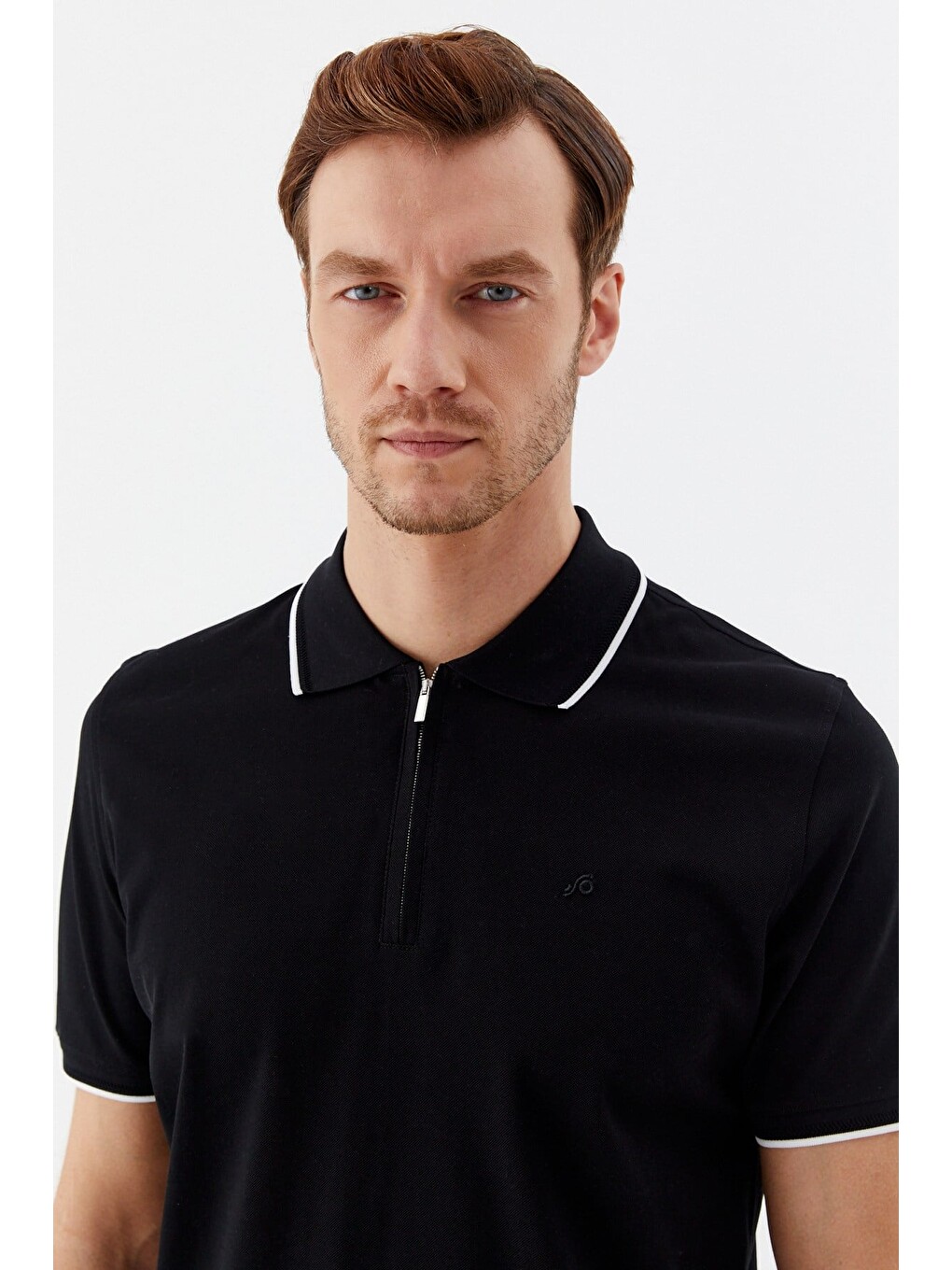 Siyah Regular Fit %100 Pamuk Fermuarlı Polo Yaka T-shirt-2