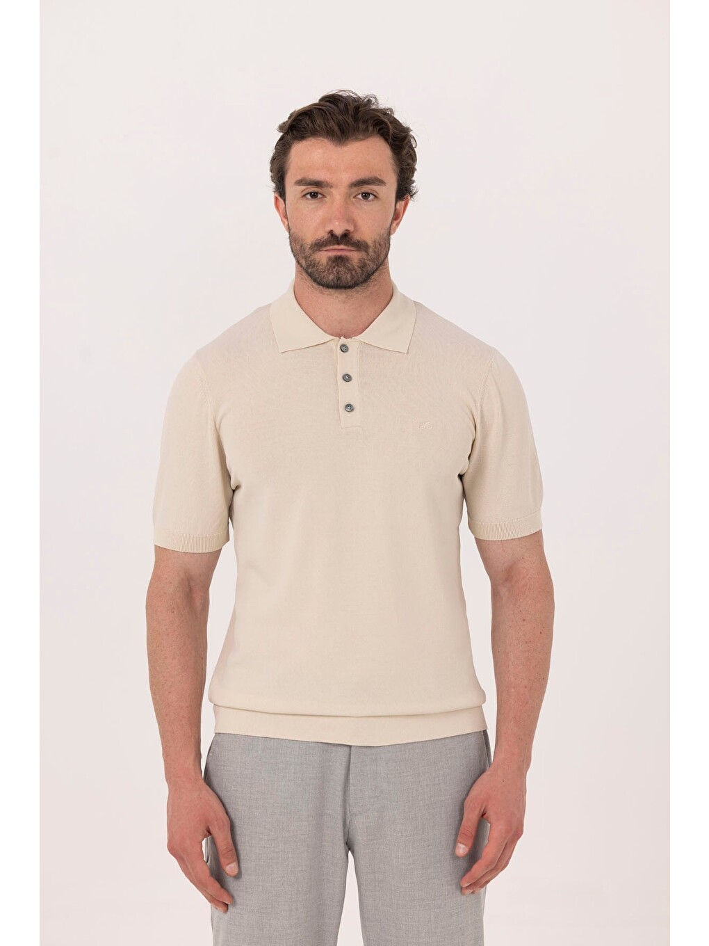 Bej Regular Fit Göğüs Nakış Detaylı Polo Yaka Triko T-shirt