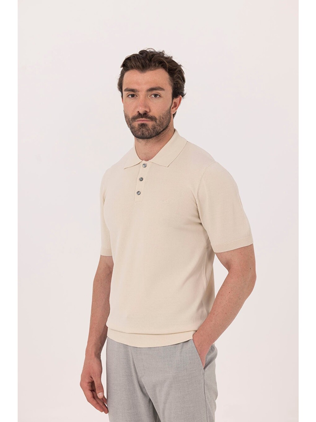 Bej Regular Fit Göğüs Nakış Detaylı Polo Yaka Triko T-shirt-1