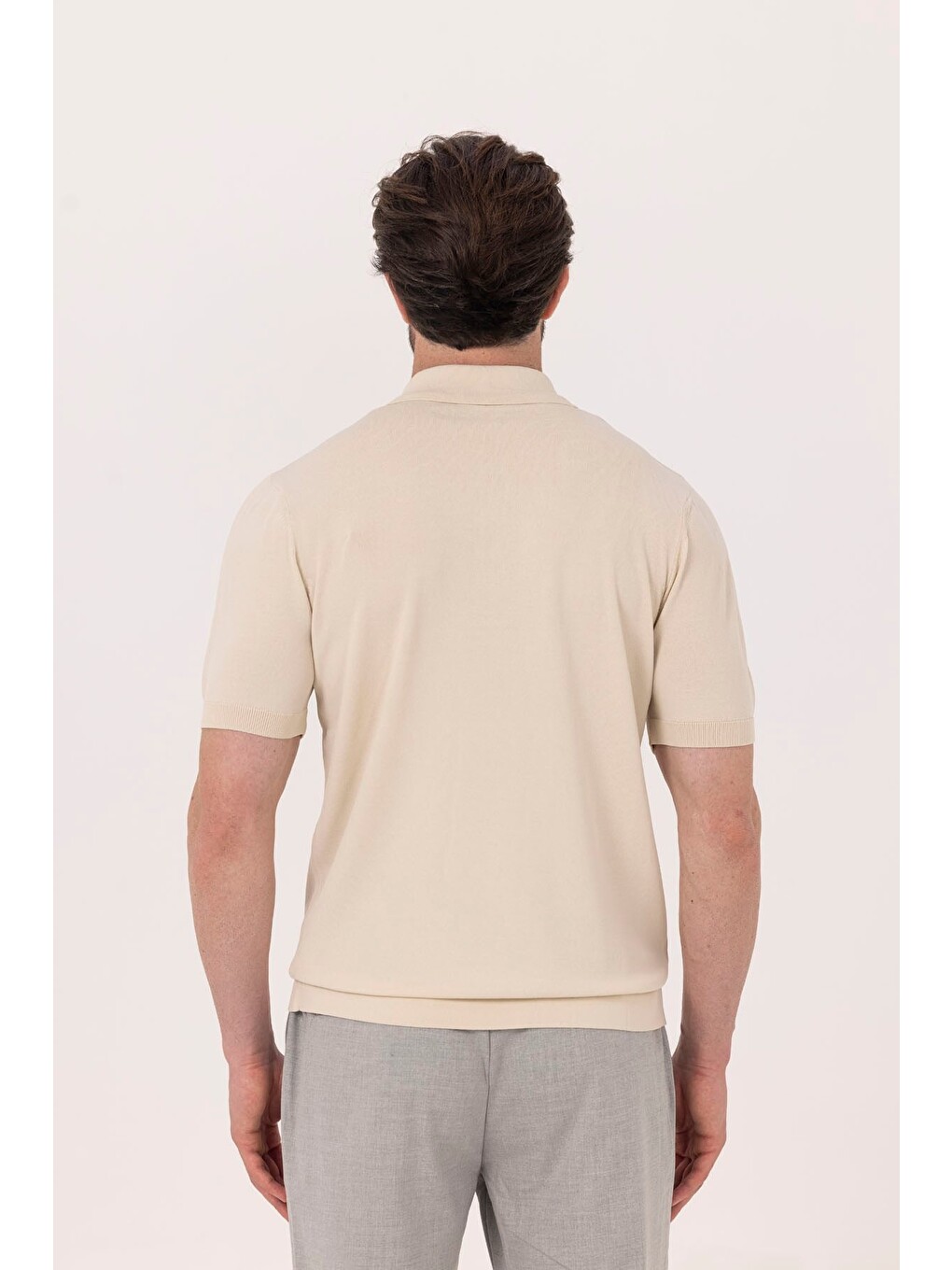Bej Regular Fit Göğüs Nakış Detaylı Polo Yaka Triko T-shirt-4