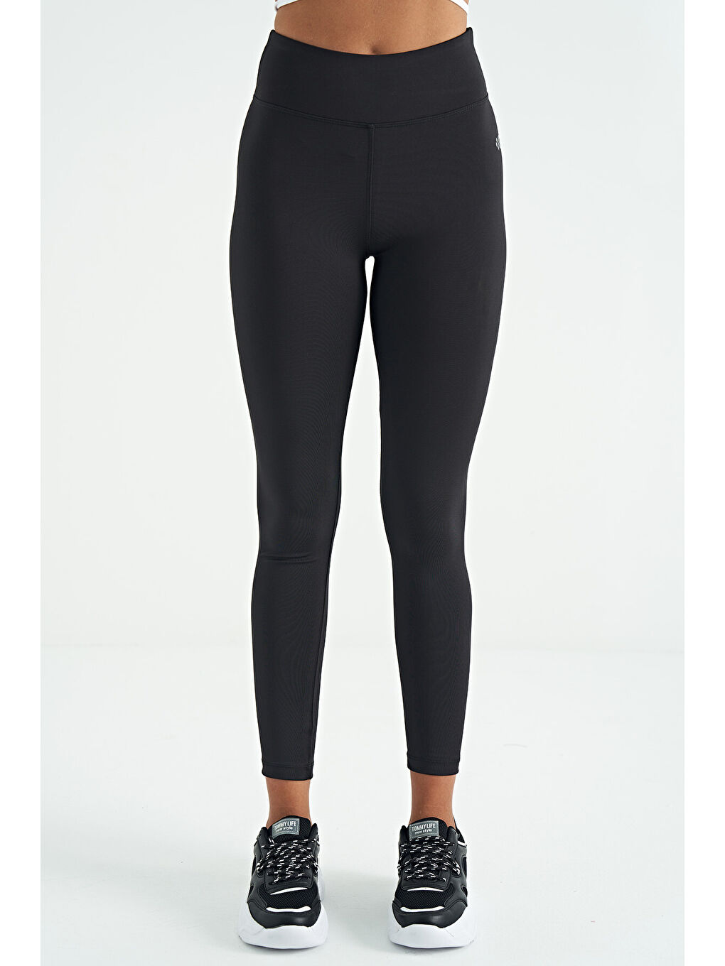 Siyah Logo Baskı Detaylı Yüksek Bel Dalgıç Kumaş Slim Fit Kadın Tayt - 94627-1