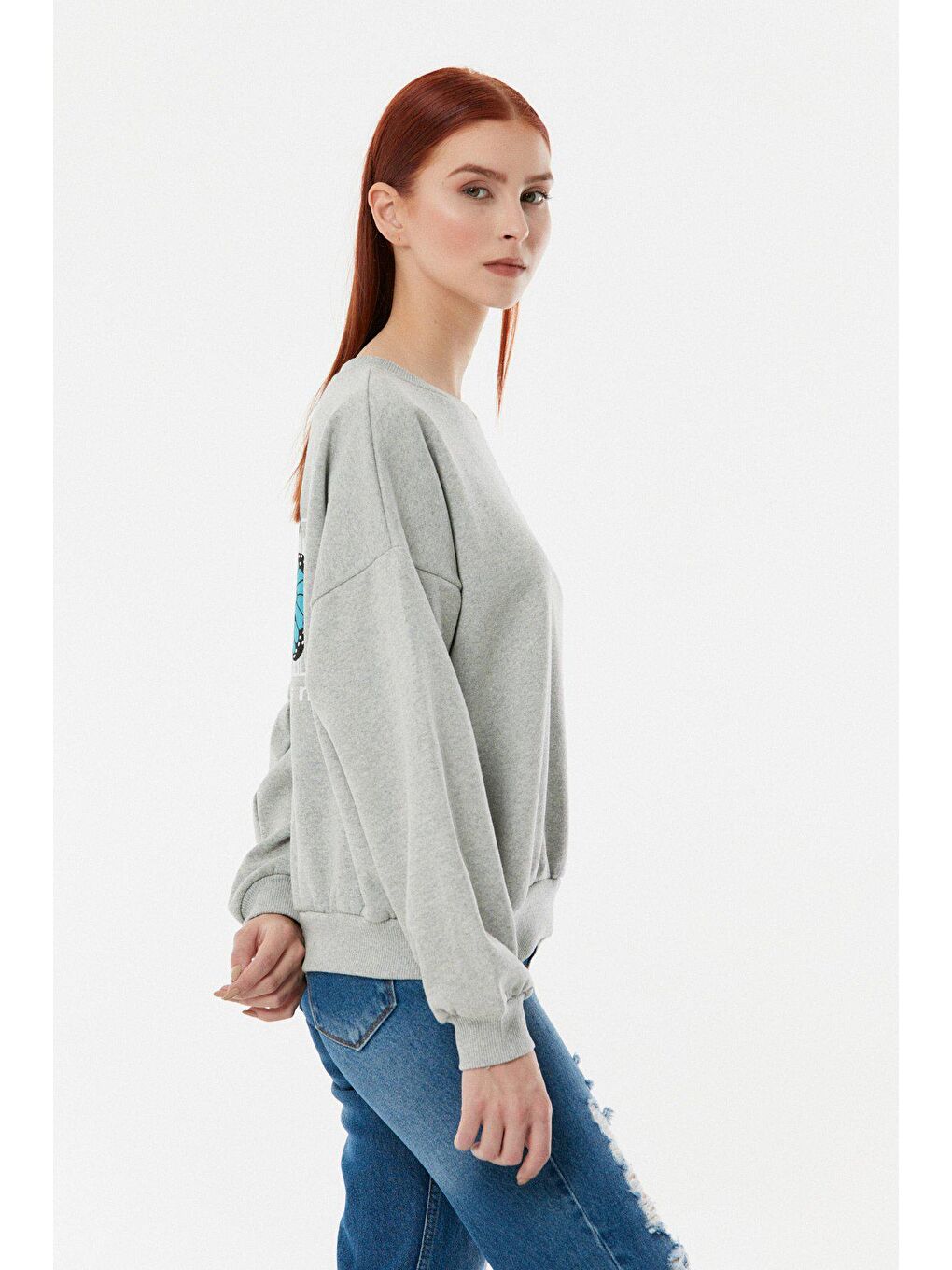 Gri Kelebek Baskılı Oversize Sweatshirt-3