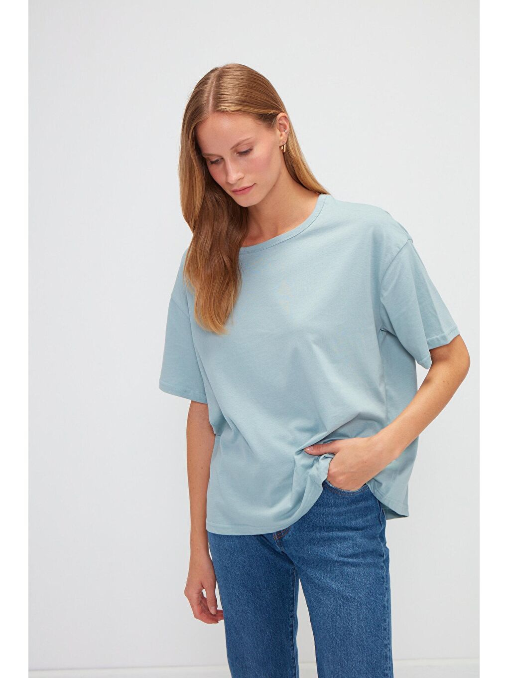 Turkuaz Bisiklet Yaka Basic Düz Renk Kısa Kollu Tişört-1