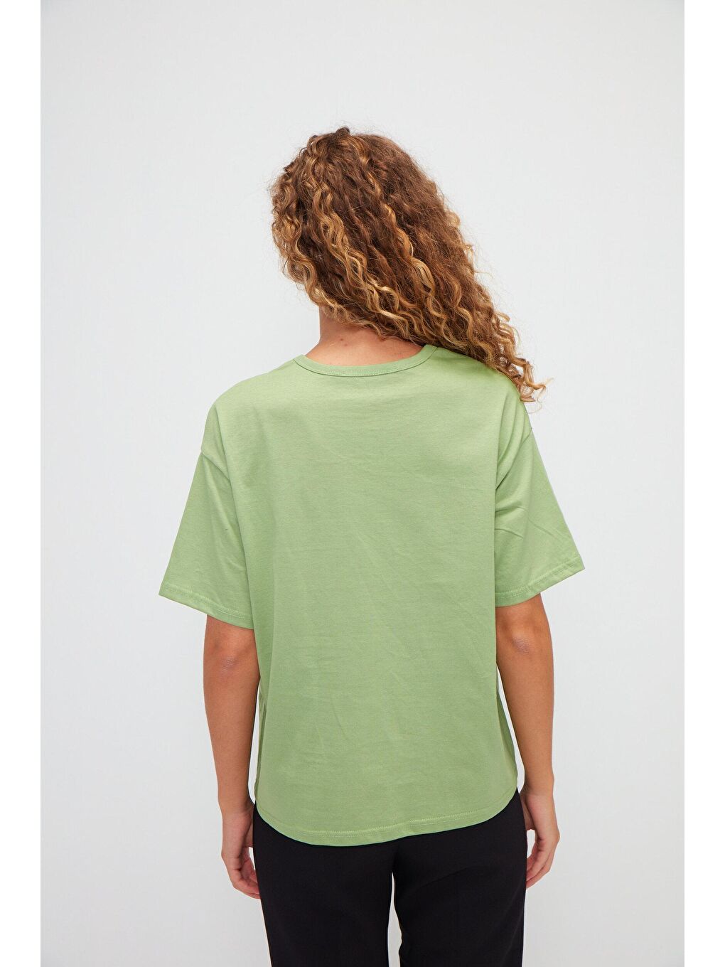 Yeşil Bisiklet Yaka Basic Düz Renk Kısa Kollu Tişört-2