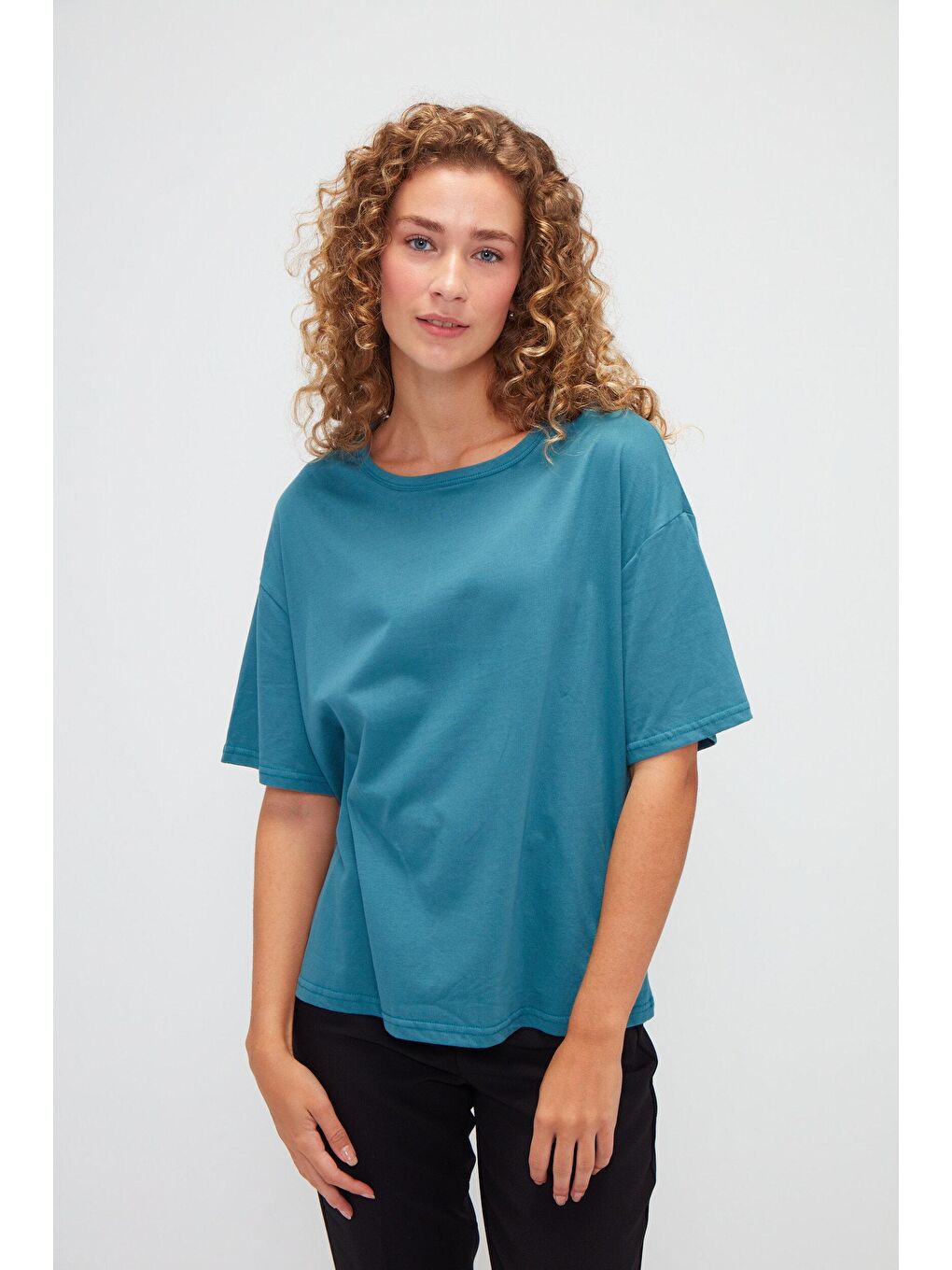 Turkuaz Bisiklet Yaka Basic Düz Renk Kısa Kollu Tişört-1