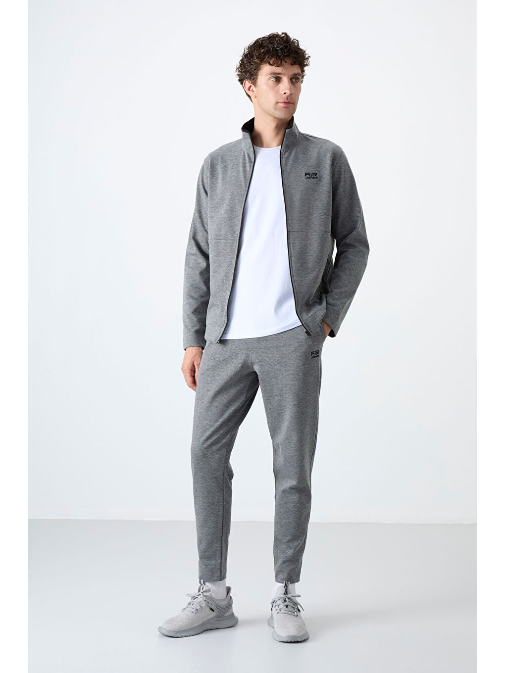 Gri Melanj Dik Yaka Gizli Cep Detaylı Standart Kalıp Erkek Eşofman Takım - 85209-4