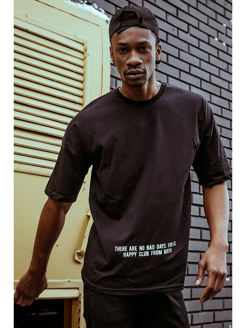 Siyah Önü & Arkası Baskılı Tişört 1KXE1-44604-02-4