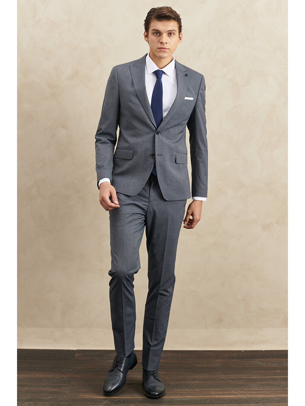 Erkek Lacivert-Gri Ekstra Slim Fit Kırlangıç Yaka Kareli Klasik Takım Elbise-5