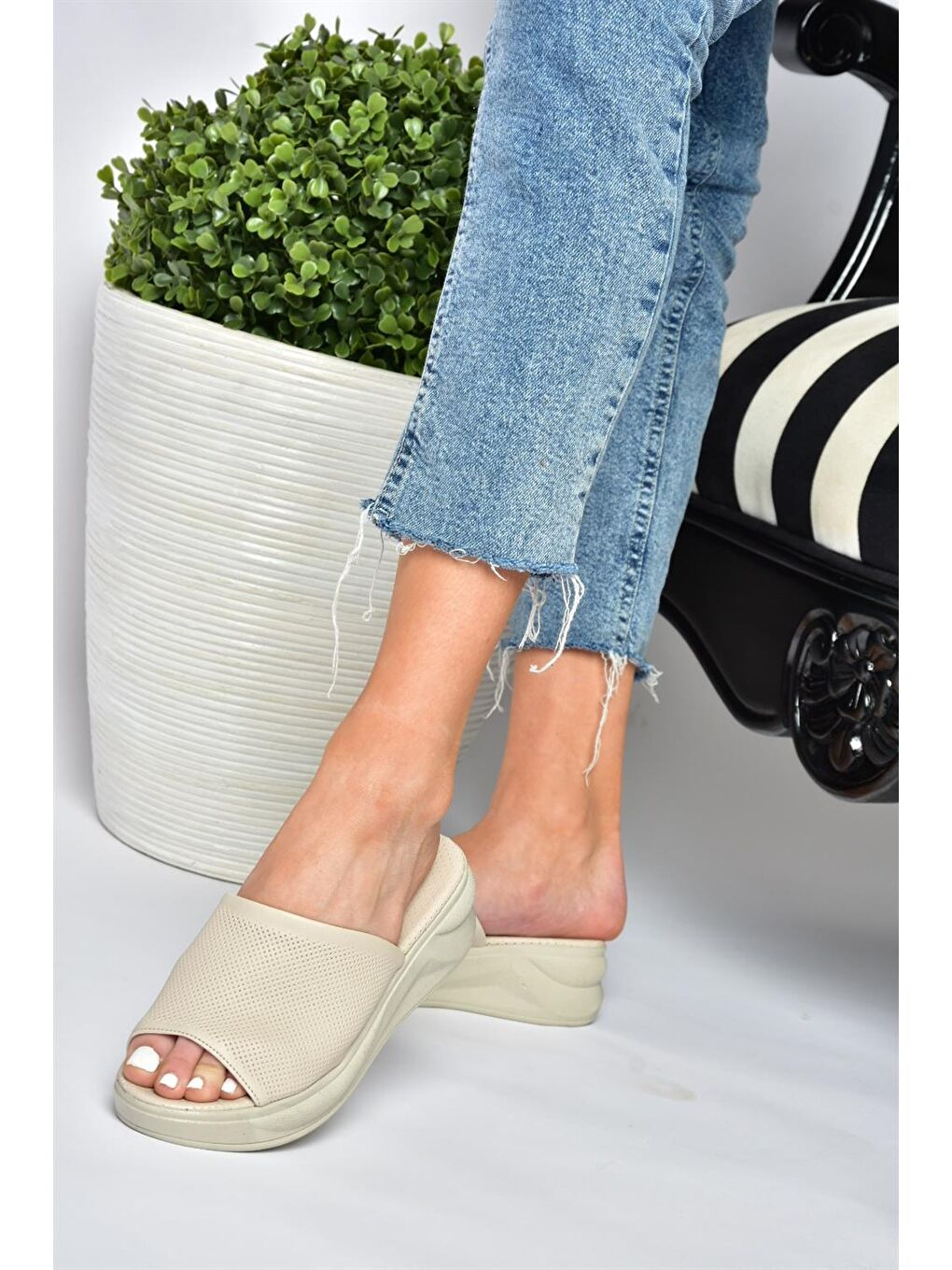 P713330409 Bej Kadın Terlik-2