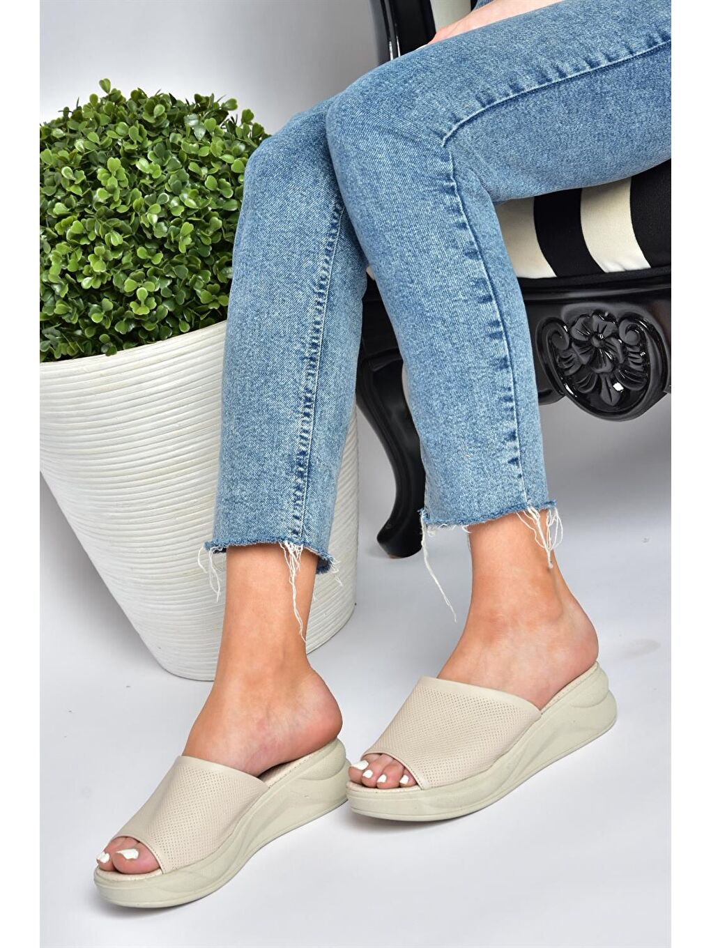 P713330409 Bej Kadın Terlik-3