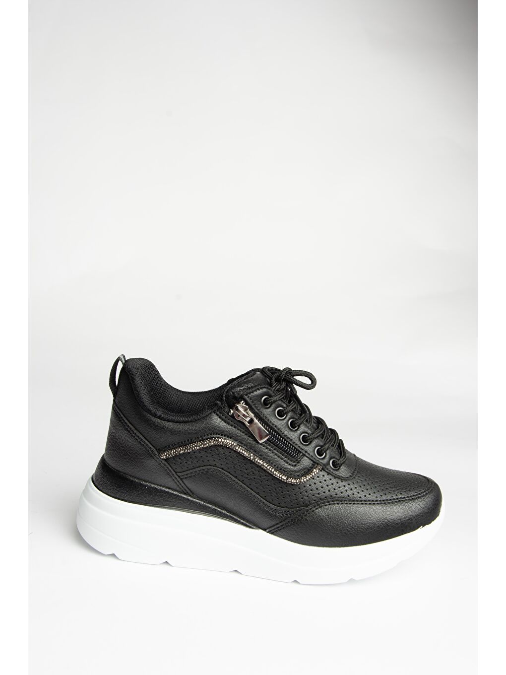 U7020207 Siyah Kadın Sneakers