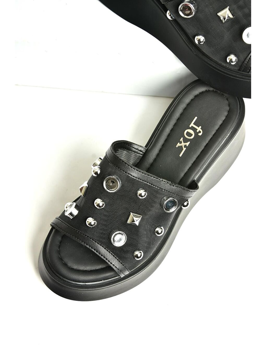 U973622009 Siyah Kalın Tabanlı Kadın Terlik-2