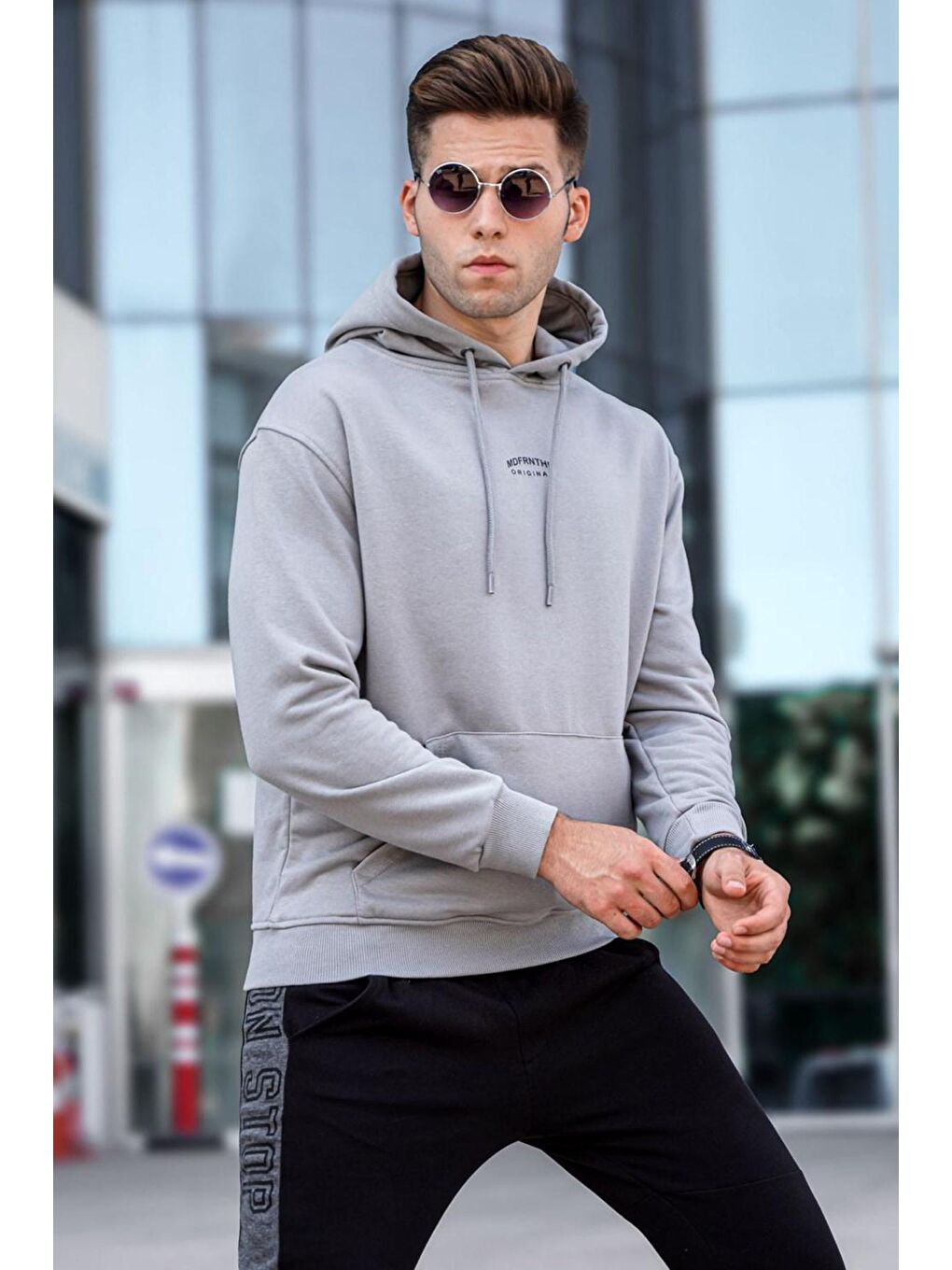 Madmext Gri Baskılı Boyalı Gri Erkek Sweatshirt 5314