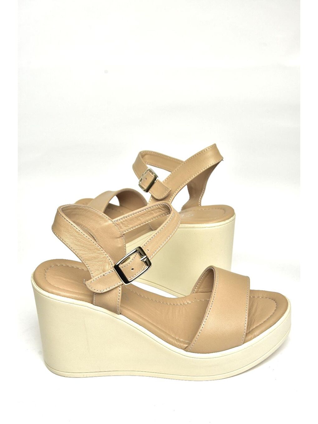 U5552502 Bej Kadın Dolgu Topuklu Ayakkabı-1