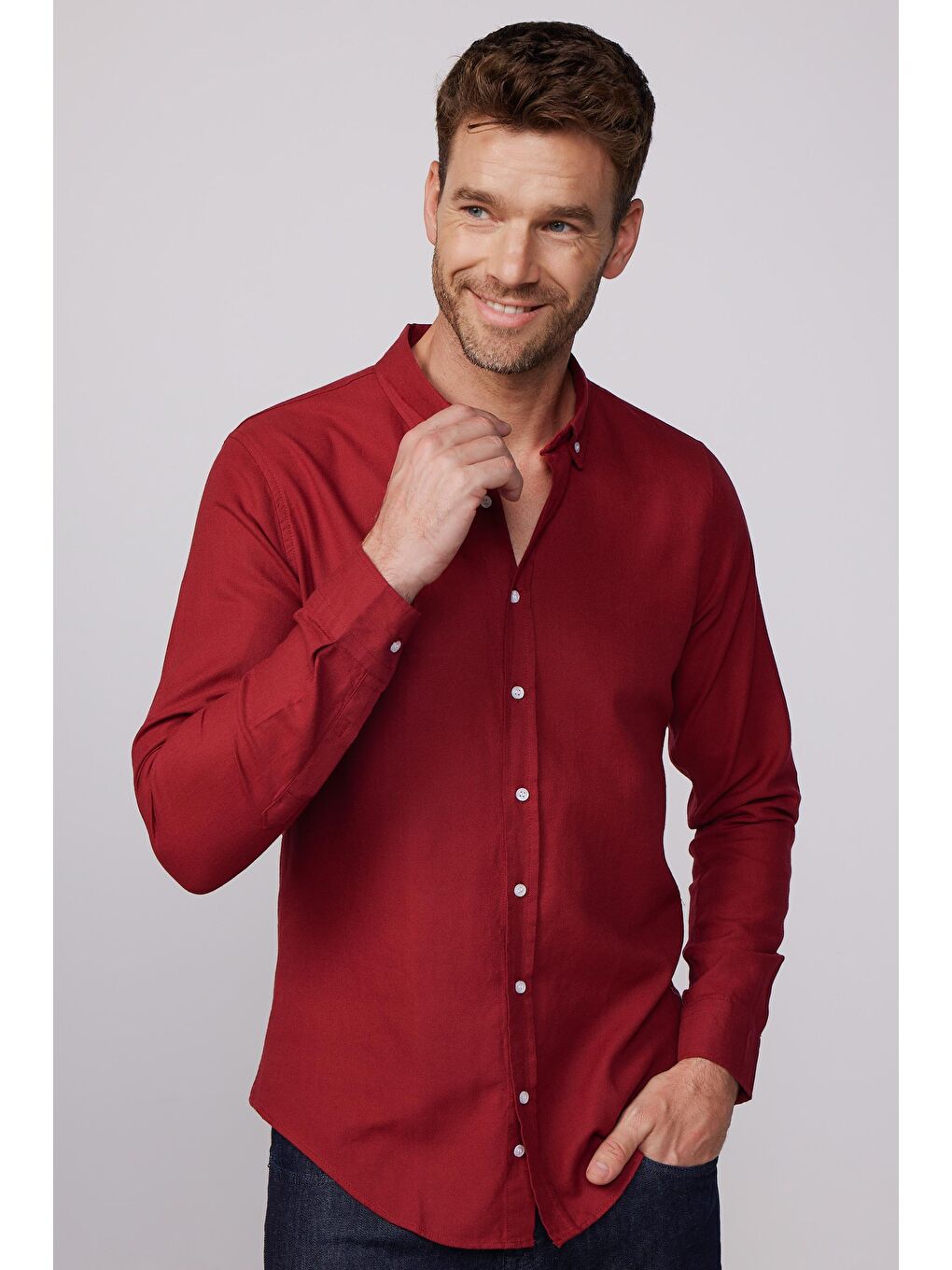 Slim Fit Uzun Kol Biyeli Yaka Düğmeli Keten Bordo Erkek Gömlek