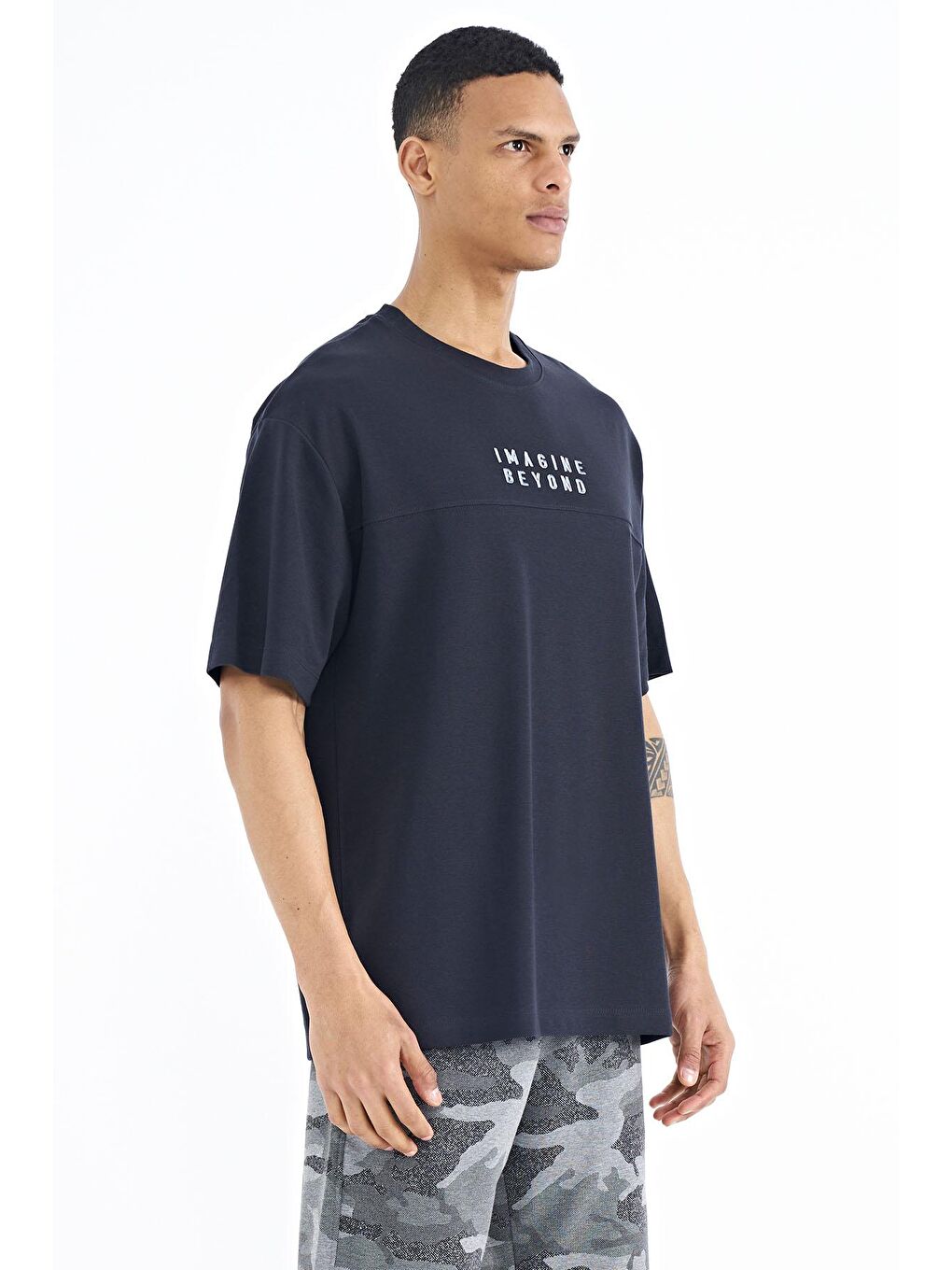 TOMMYLIFE Lacivert Yazı Nakışlı Oversize O Yaka Erkek T-Shirt - 88178 - 4