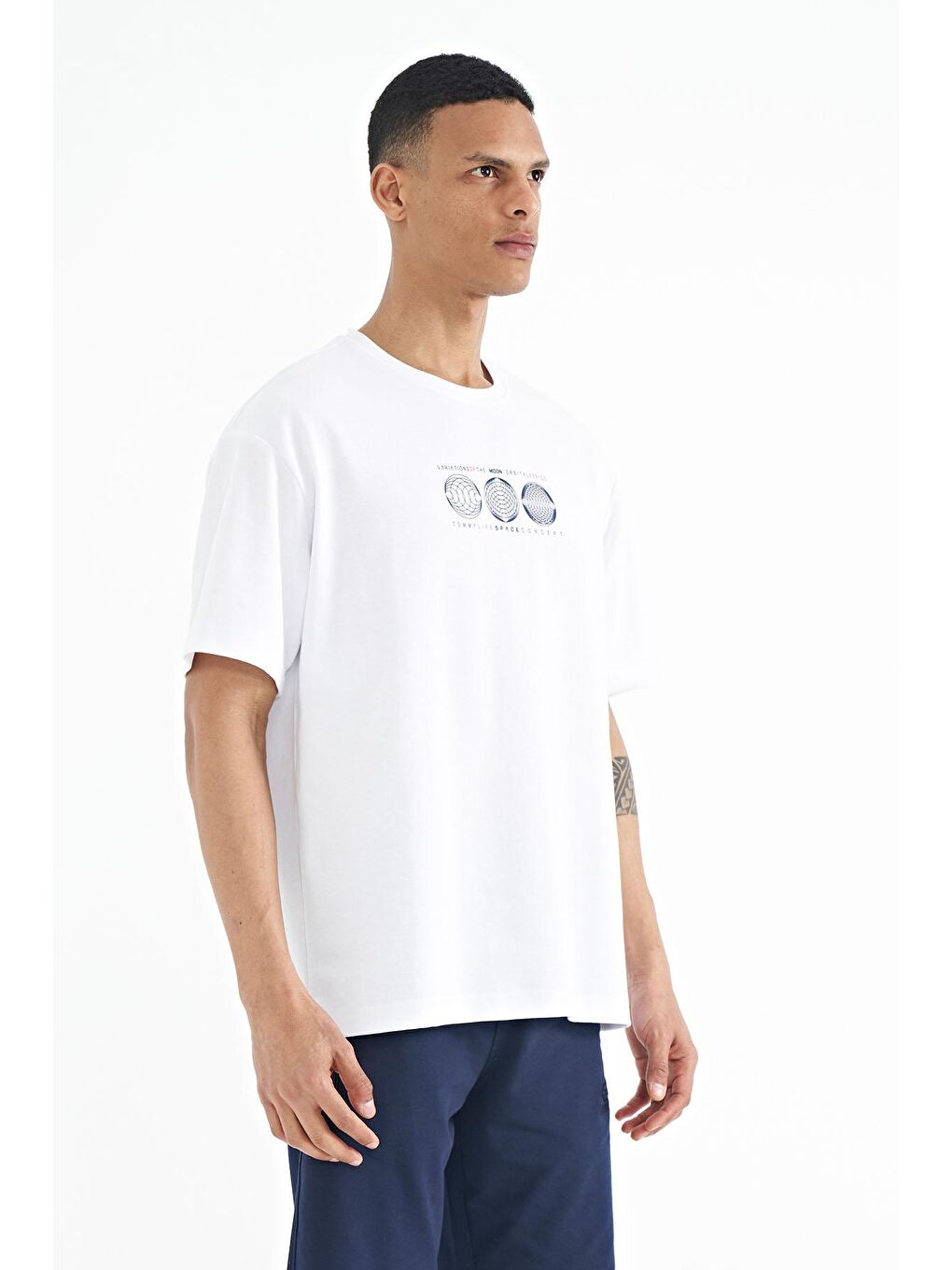 Beyaz Ön Arka Baskılı O Yaka Oversize Erkek Tişört - 88224-2