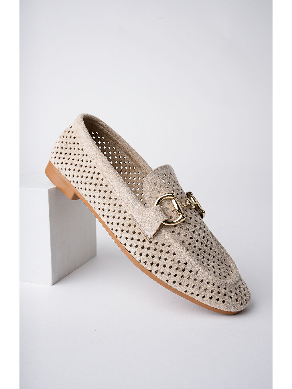 Bej PHUKET Metal Tokalı Lazerli Nefes Alabilen Deri Kadın Loafer Günlük Ayakkabı-4