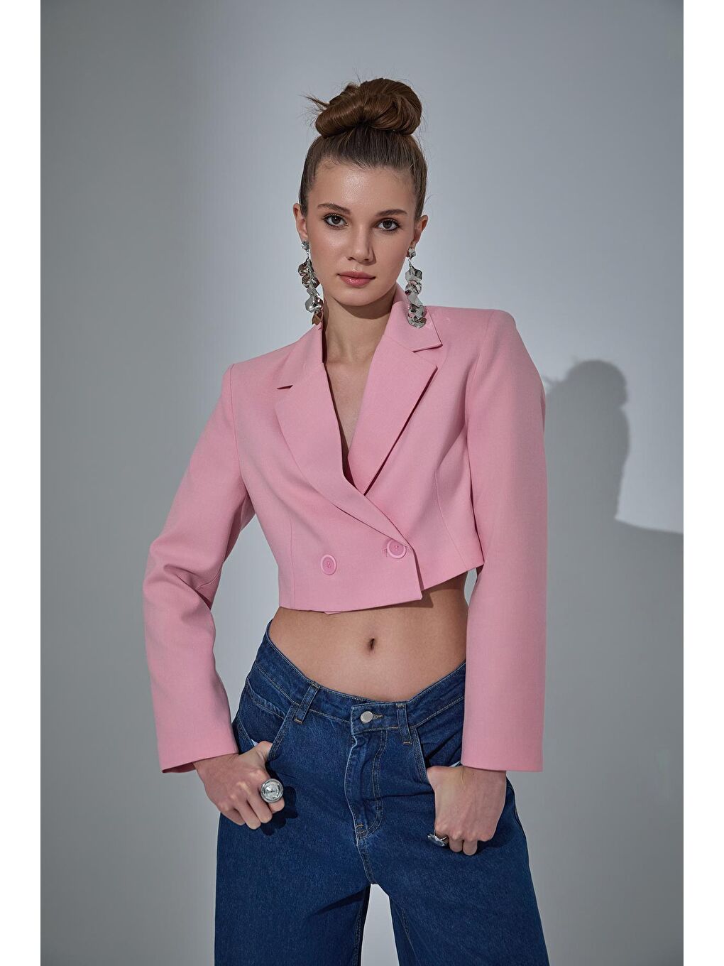 QUZU Pembe Vatka Detaylı Crop Blazer Ceket Pembe