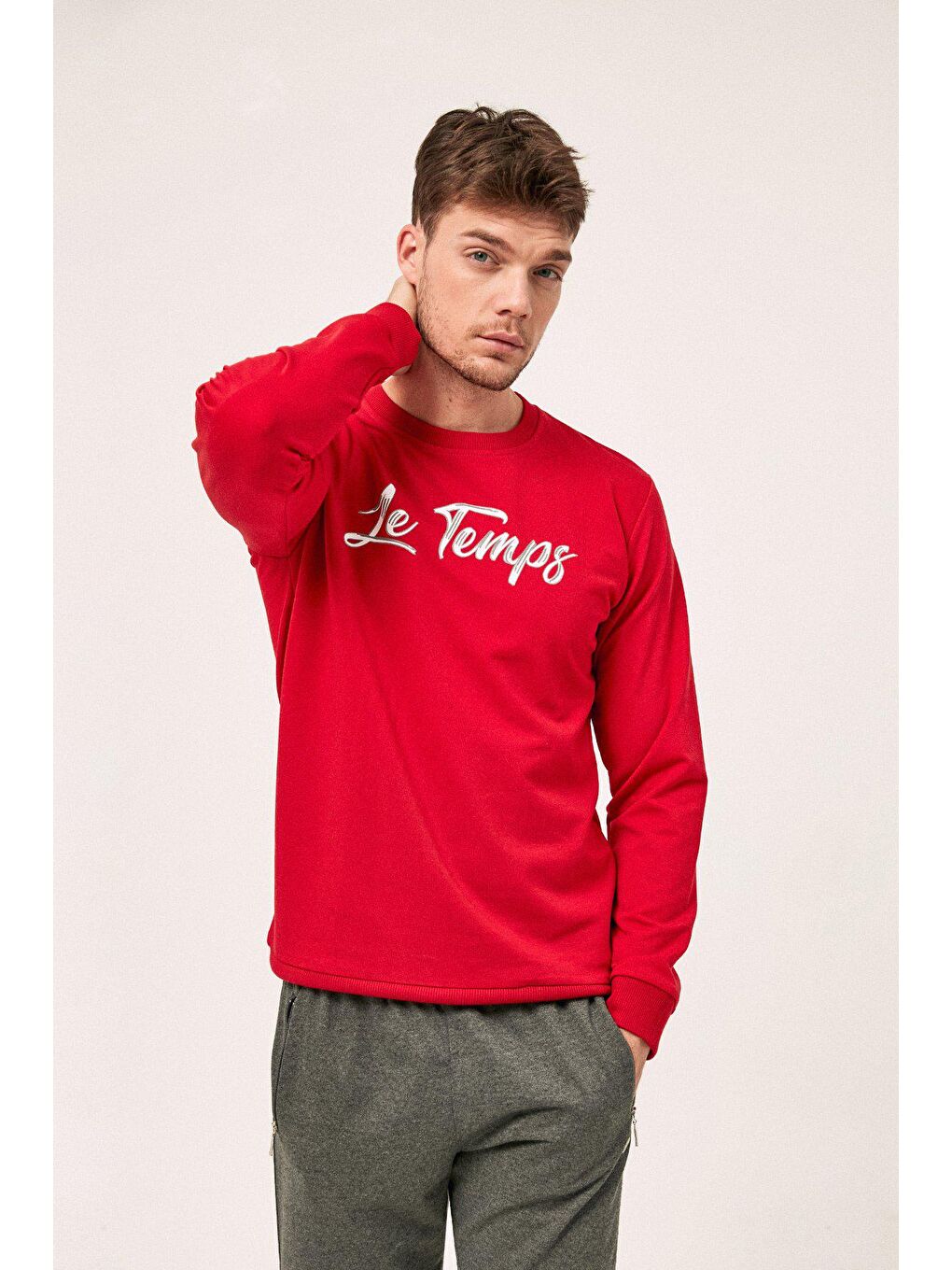 Kırmızı Le Temps Baskılı Bisiklet Yaka Sweatshirt-1