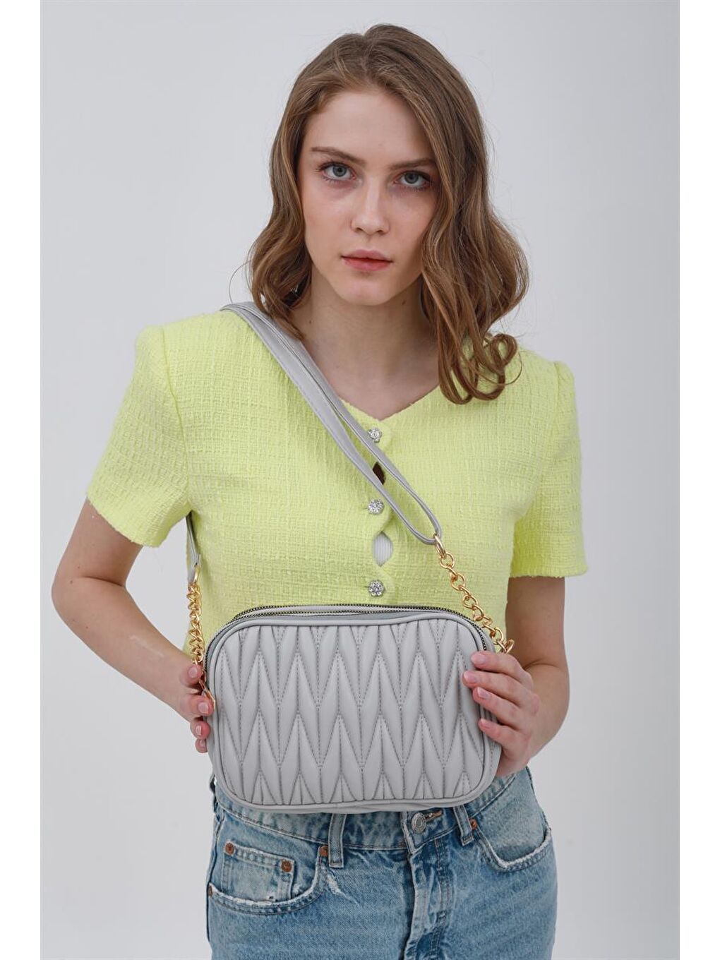 Çok Bölmeli Kapitoneli Çapraz Çanta Gri