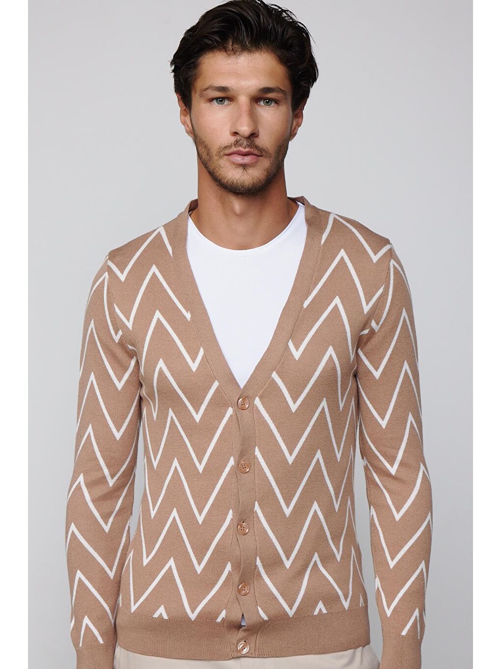 Karışık Erkek Standart Fit Normal Kesim Jakarlı Yumuşak Dokulu Düğmeli Erkek Hırka-1