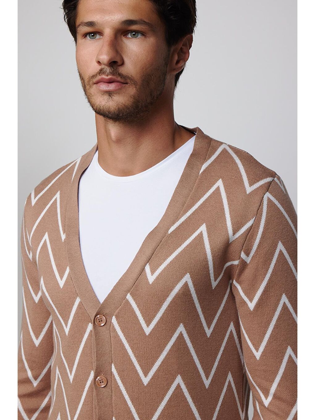 Karışık Erkek Standart Fit Normal Kesim Jakarlı Yumuşak Dokulu Düğmeli Erkek Hırka-2