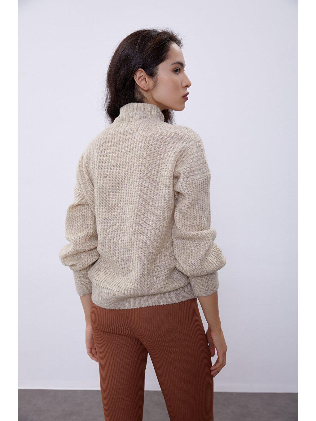 Bej Kısa Tüp Kazak SWK4333BJ-4